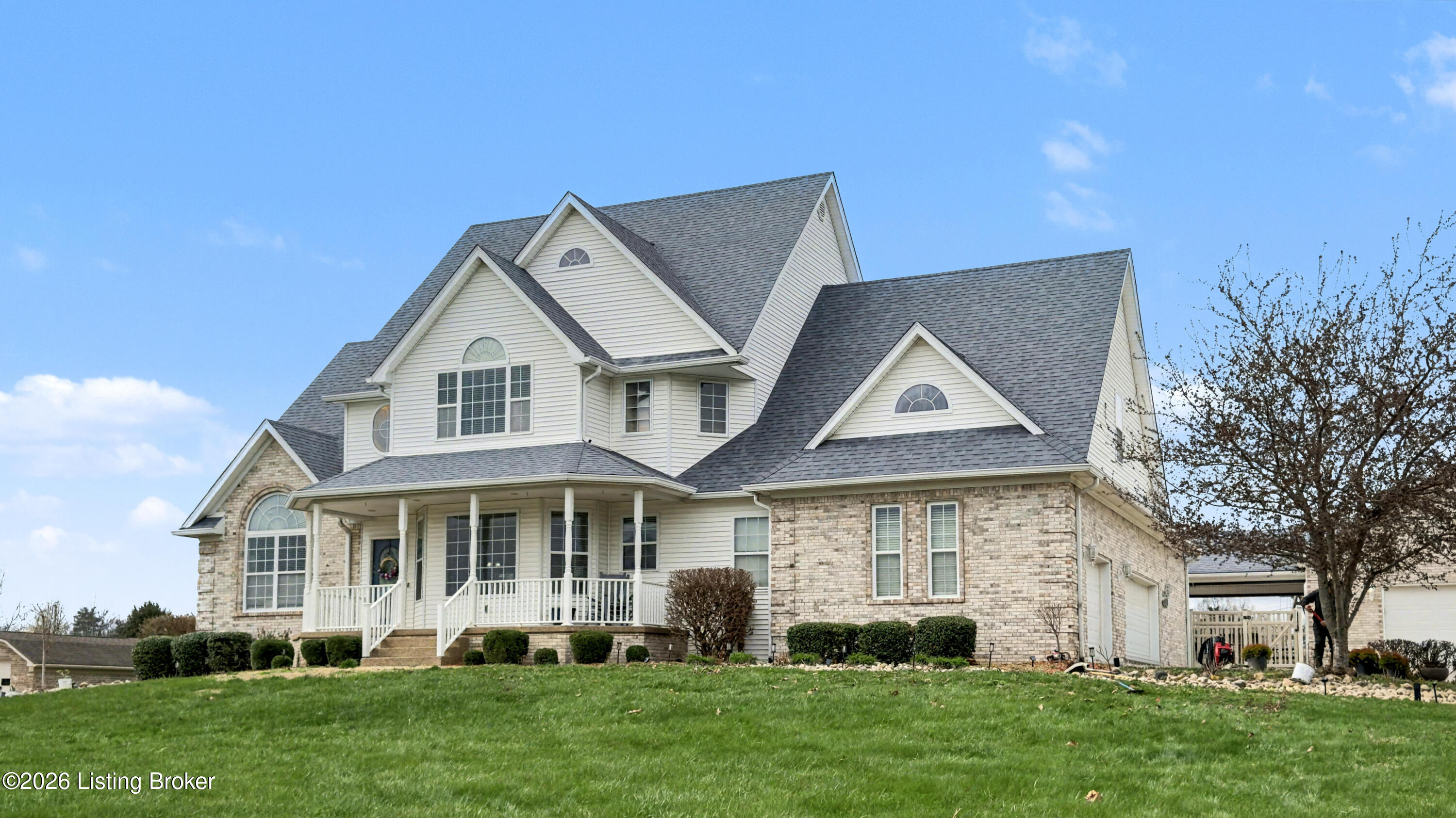 377 Canary Dr