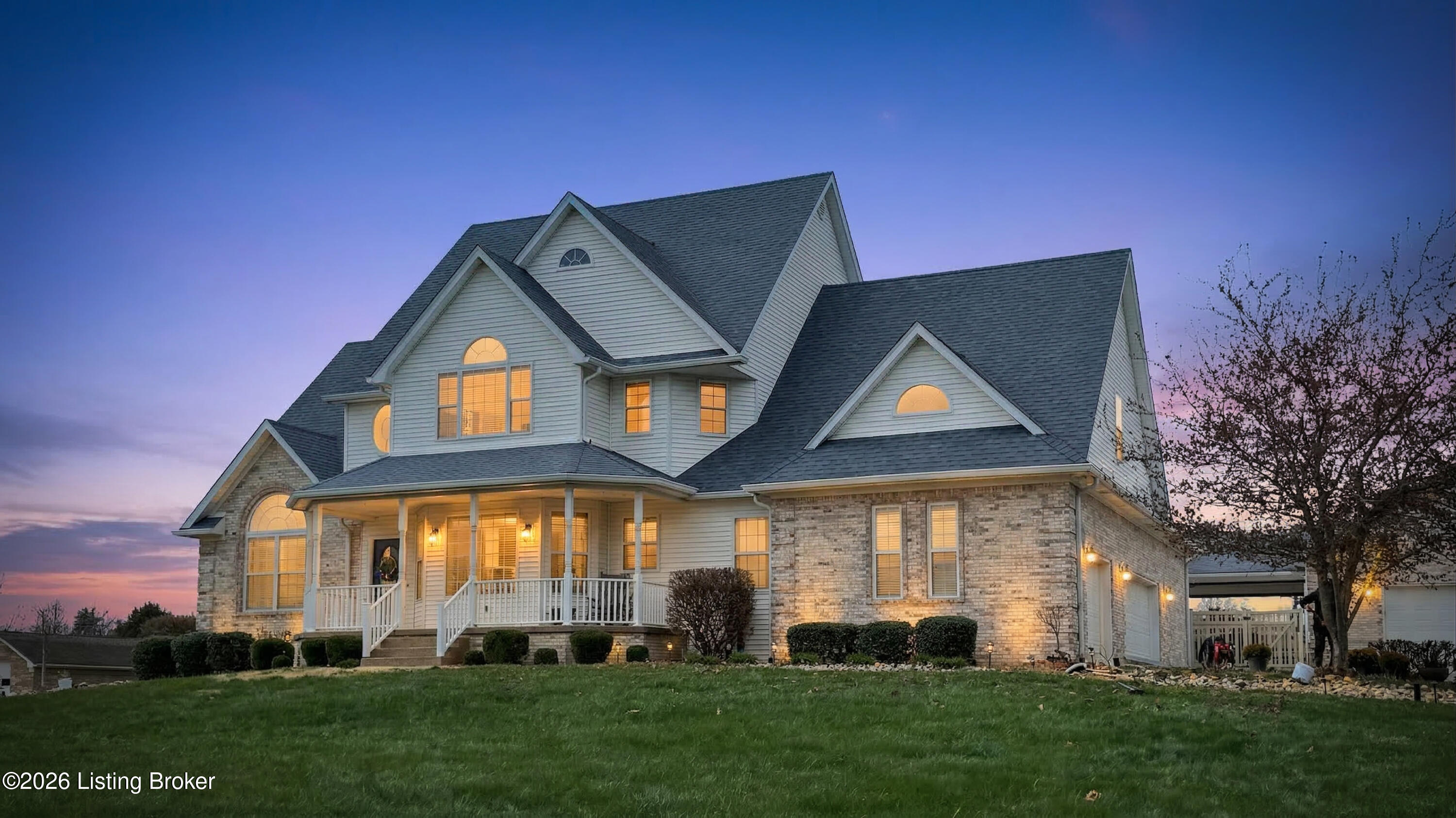 377 Canary Dr