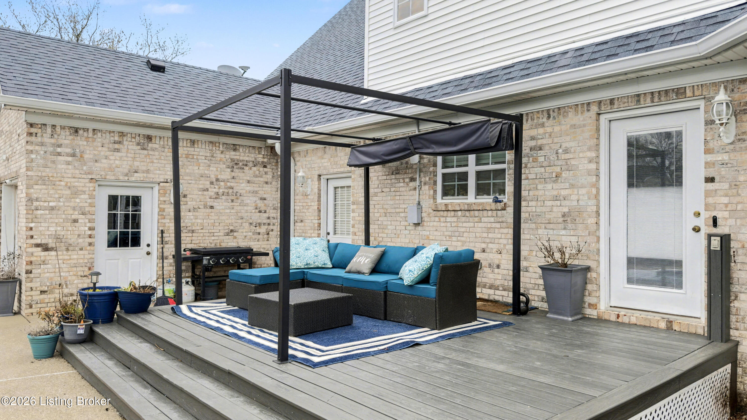 377 Canary Dr