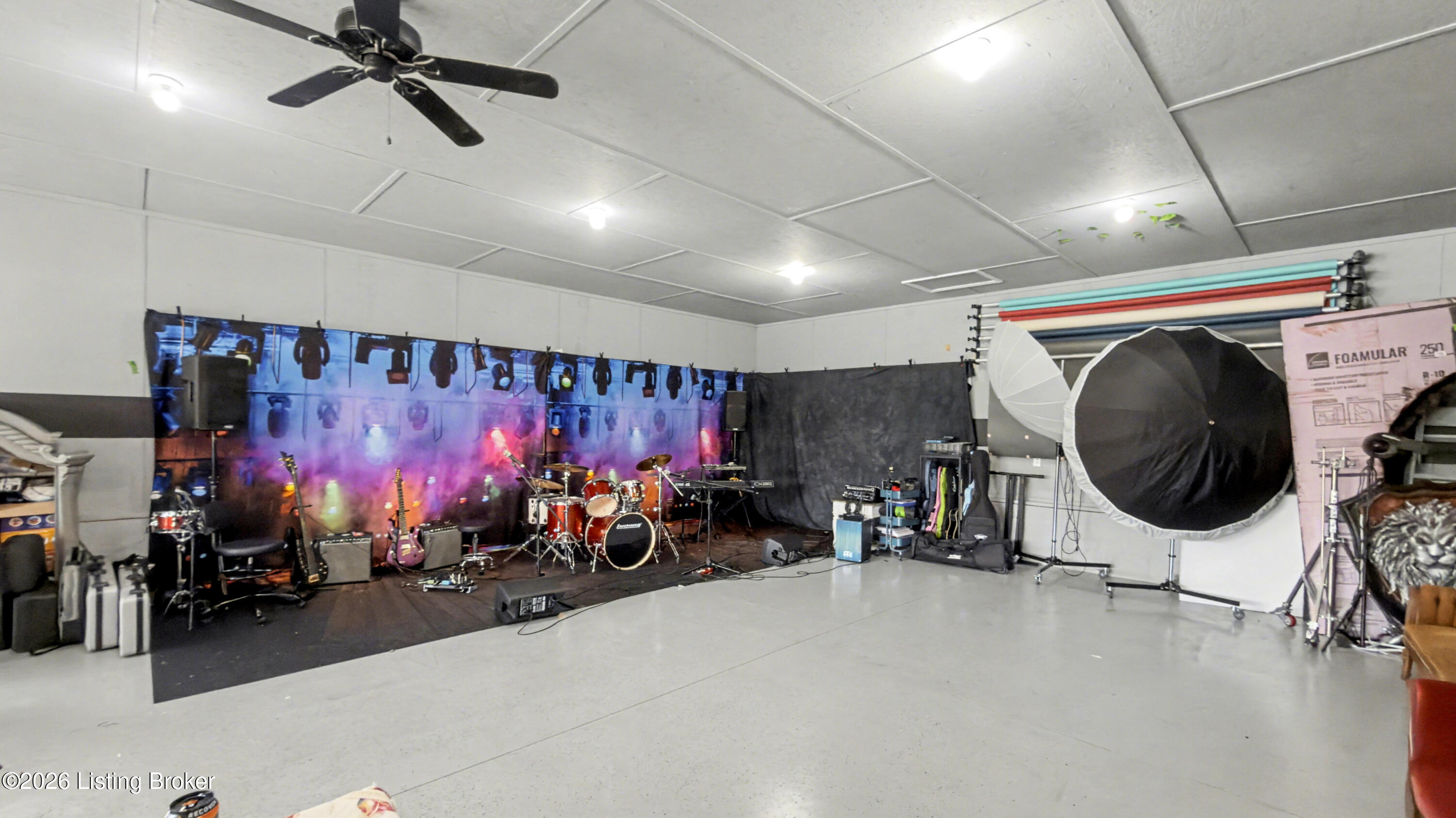 377 Canary Dr