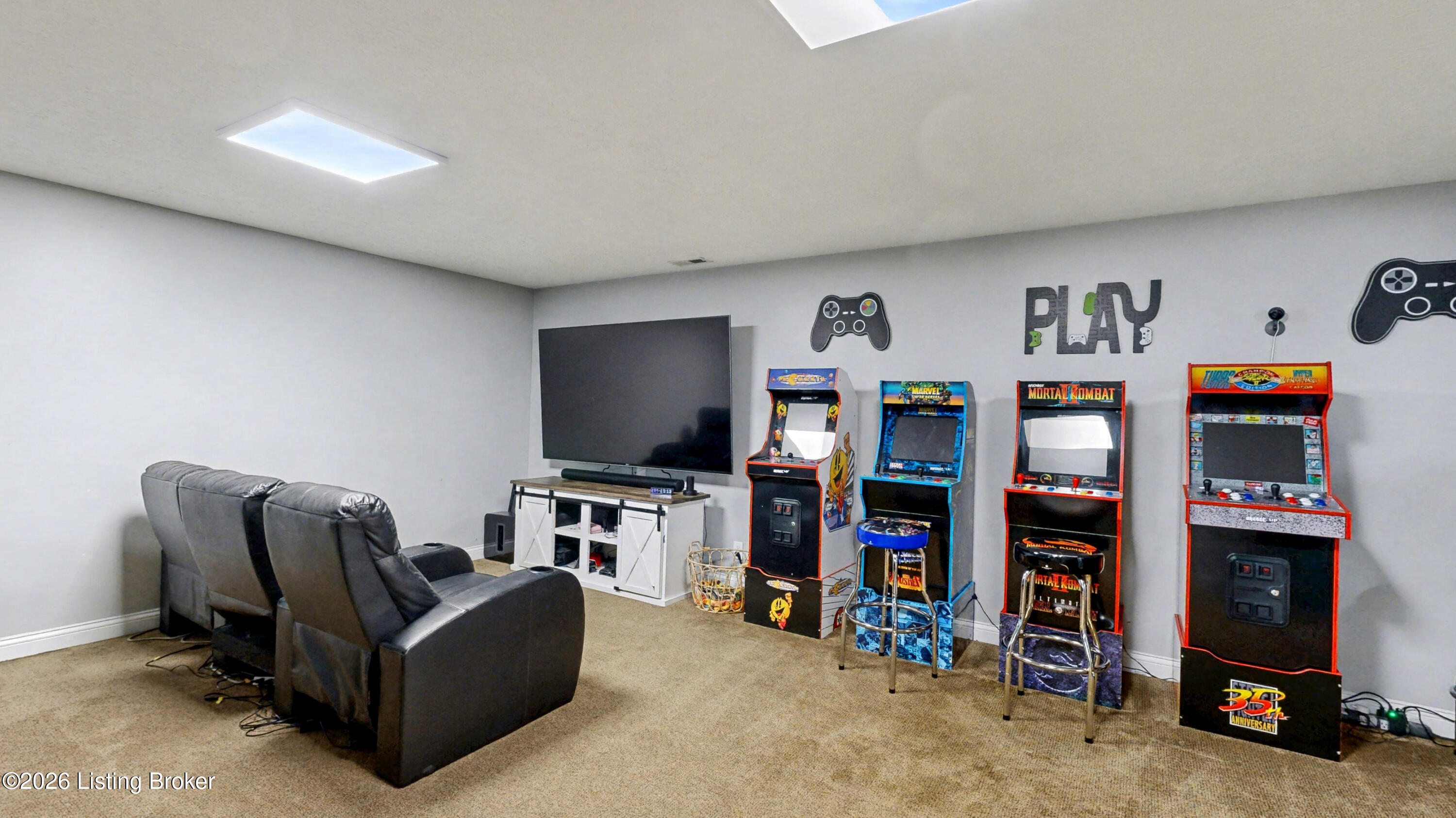 377 Canary Dr