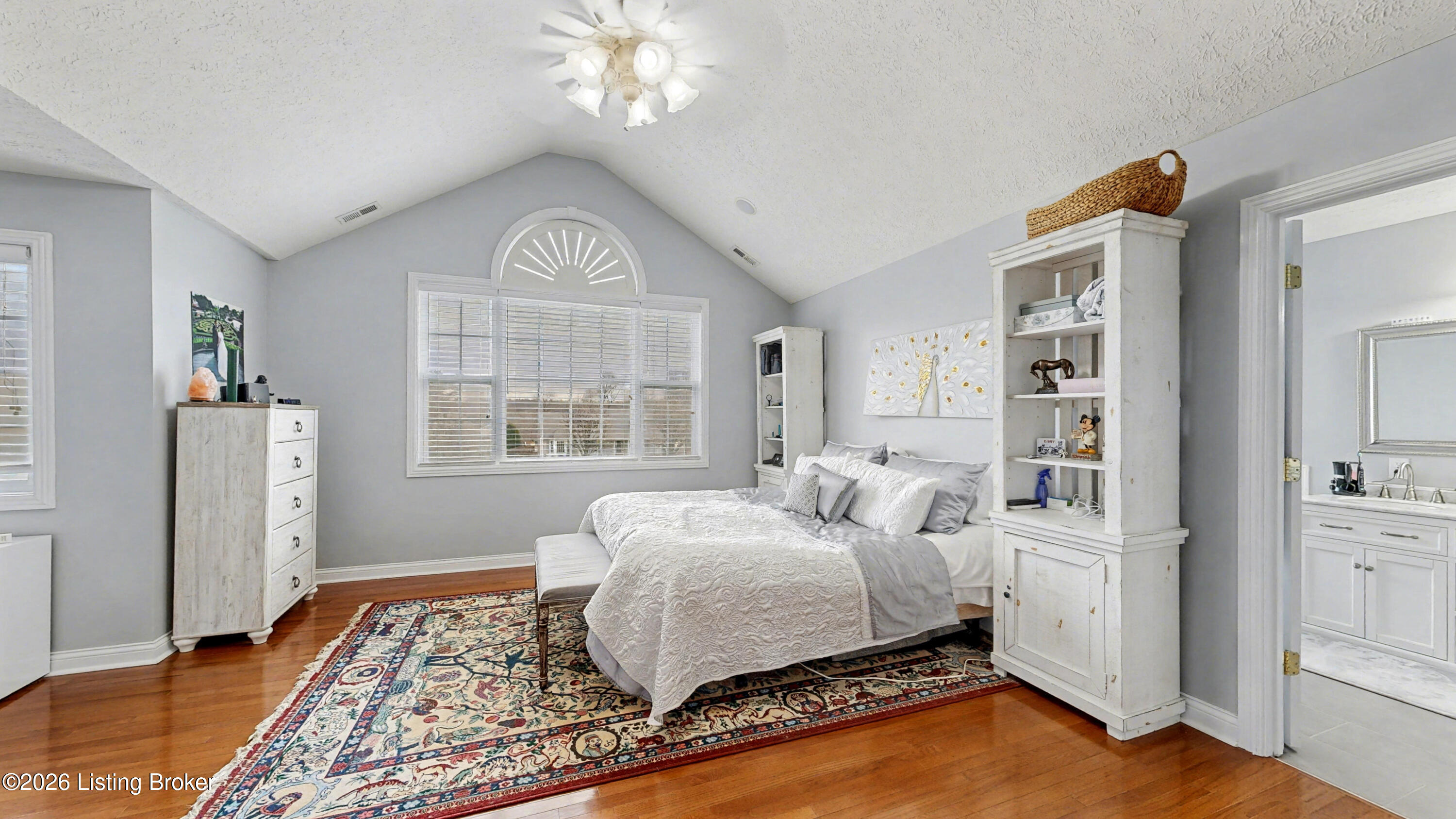 377 Canary Dr