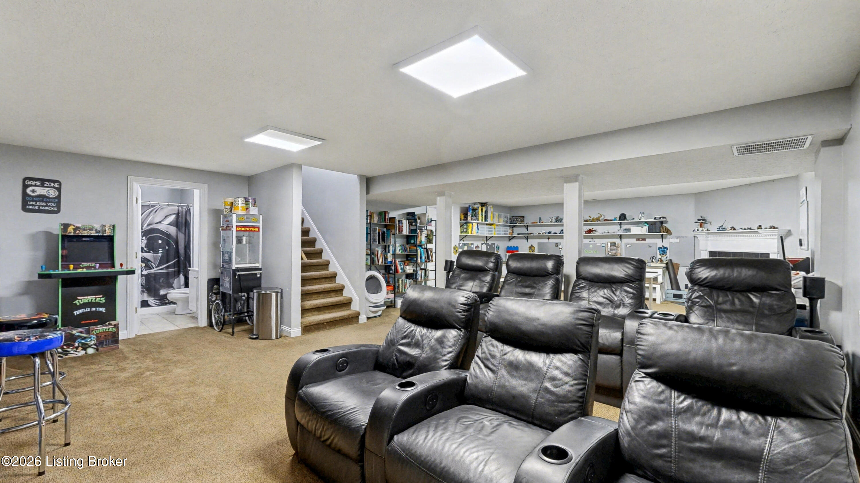 377 Canary Dr