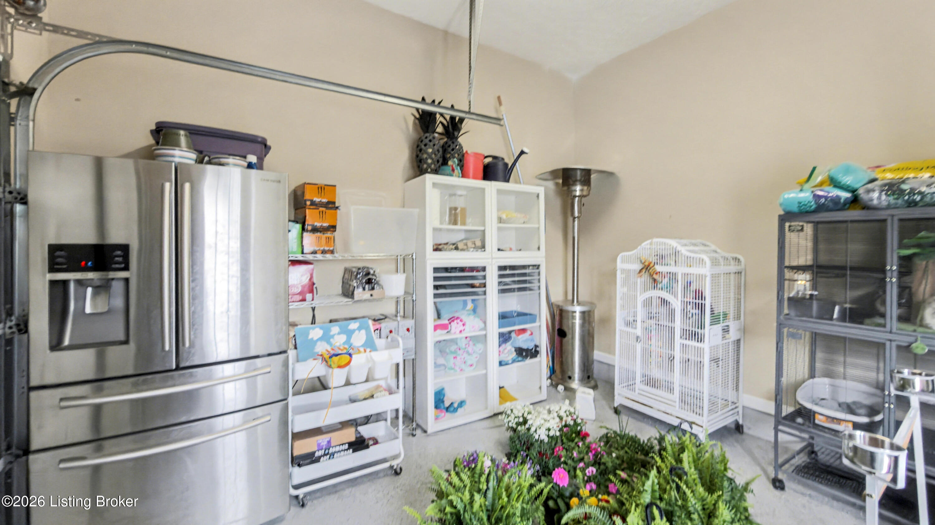 377 Canary Dr
