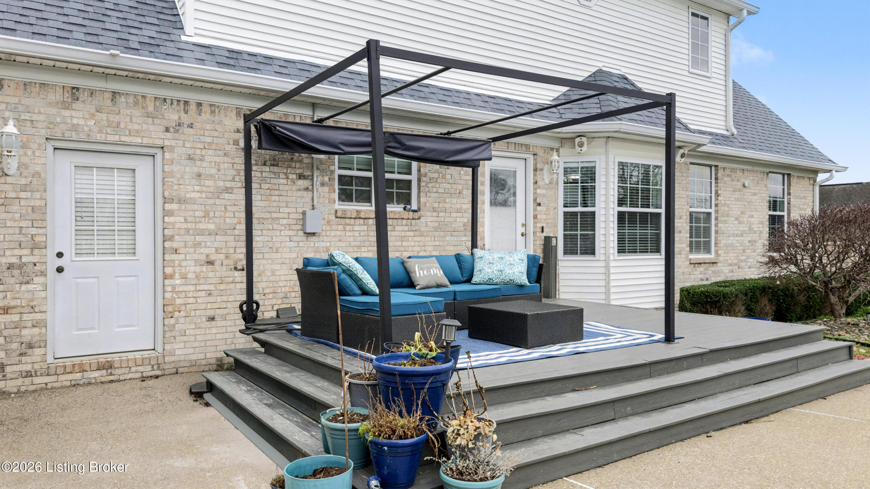 377 Canary Dr