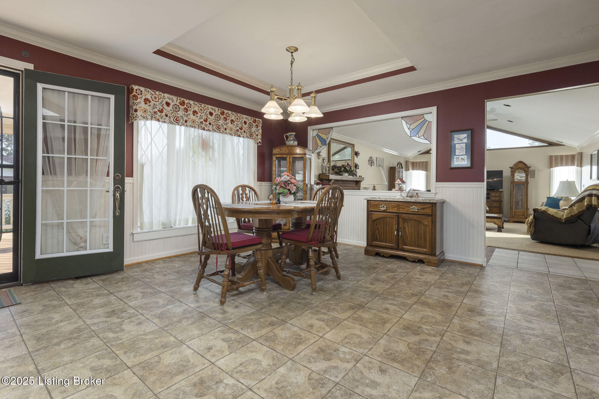 3127 Hartlage Ct