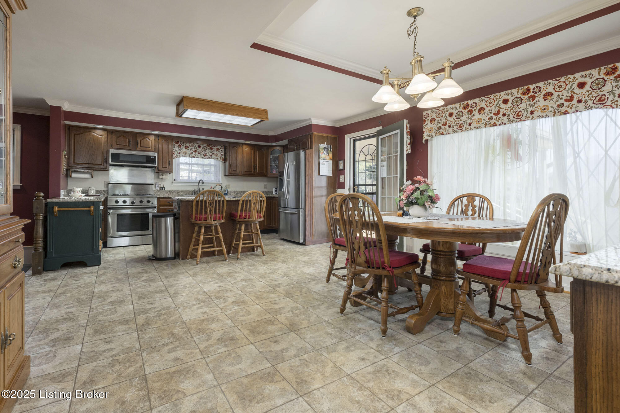 3127 Hartlage Ct