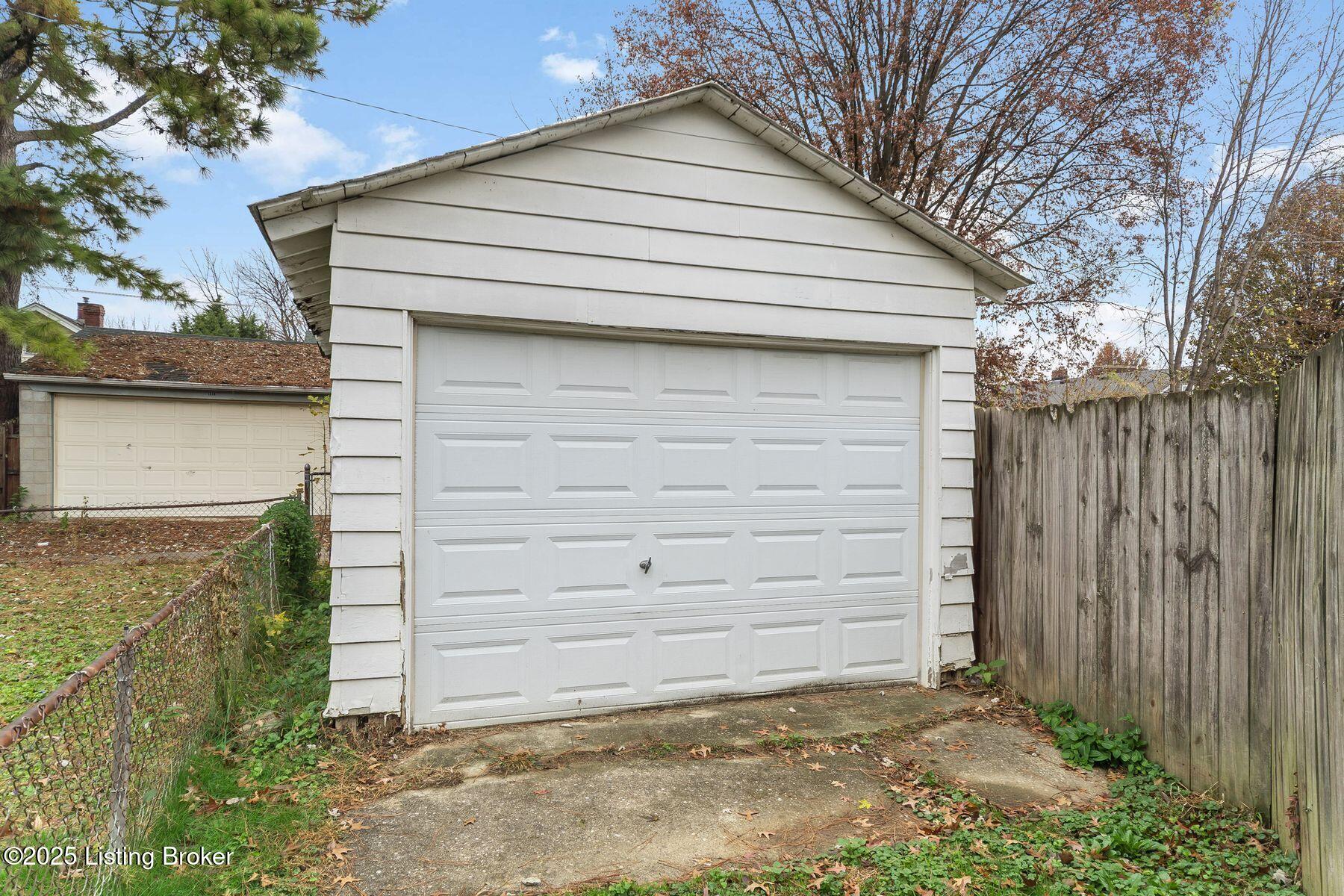 1201 Dresden Ave
