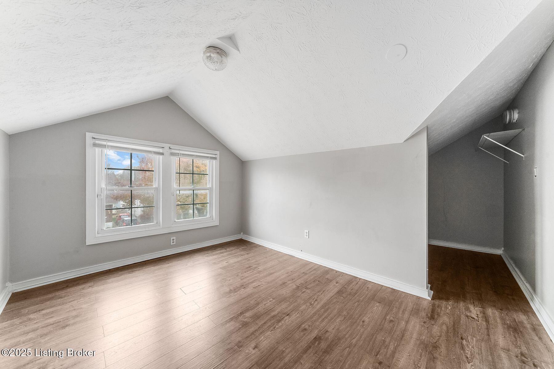 1201 Dresden Ave