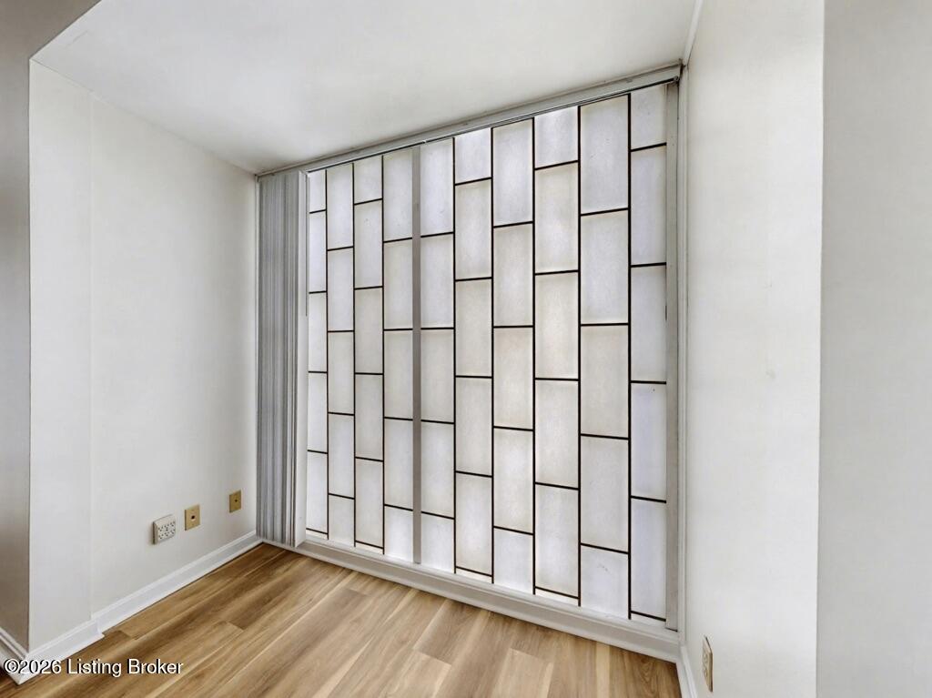 2745 Grinstead Dr 201