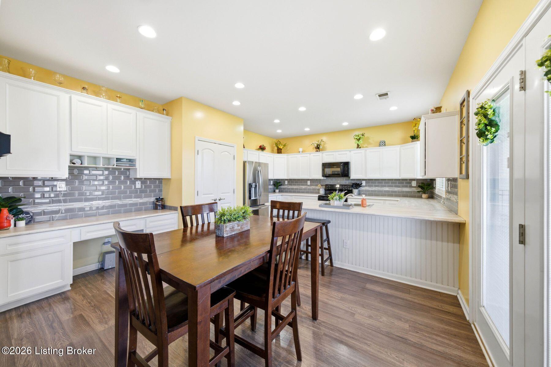 8908 Talon Ridge Dr