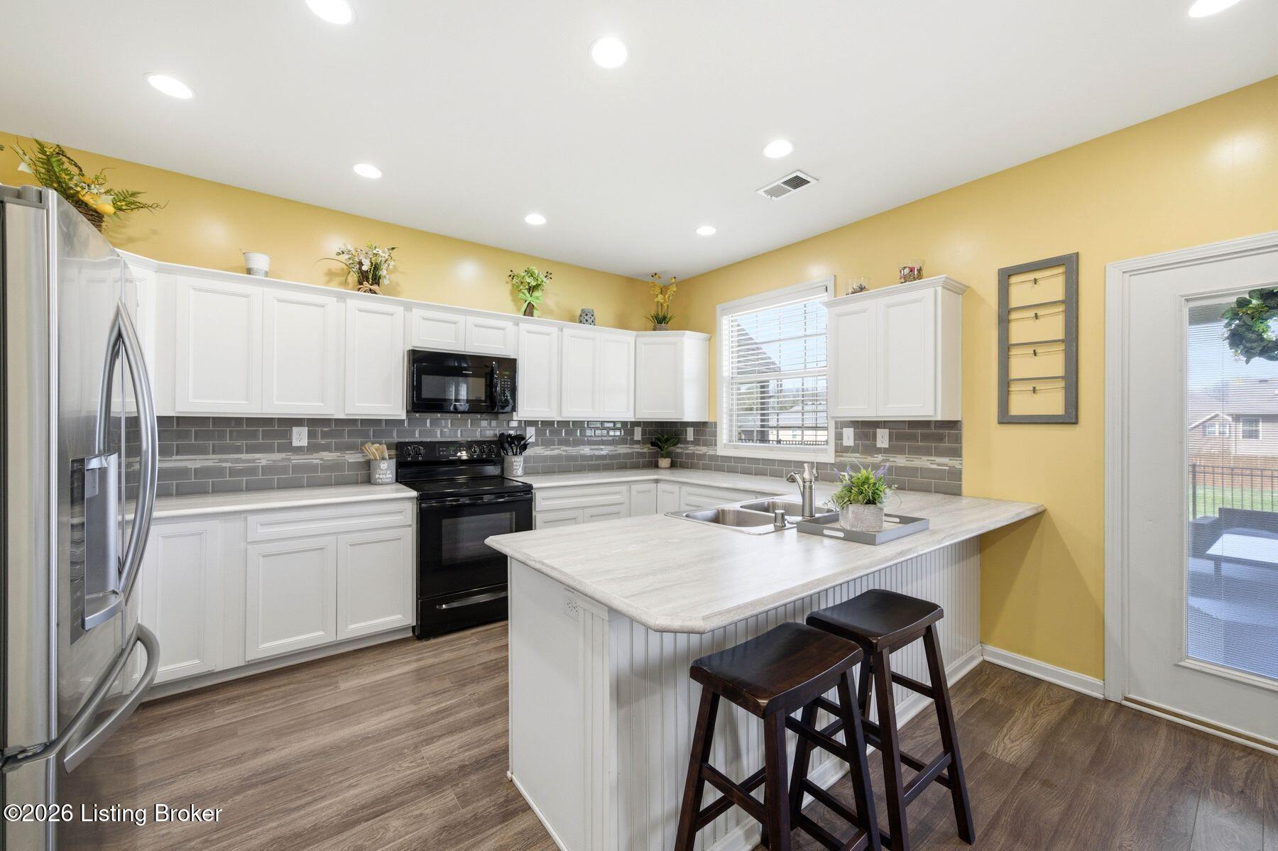 8908 Talon Ridge Dr