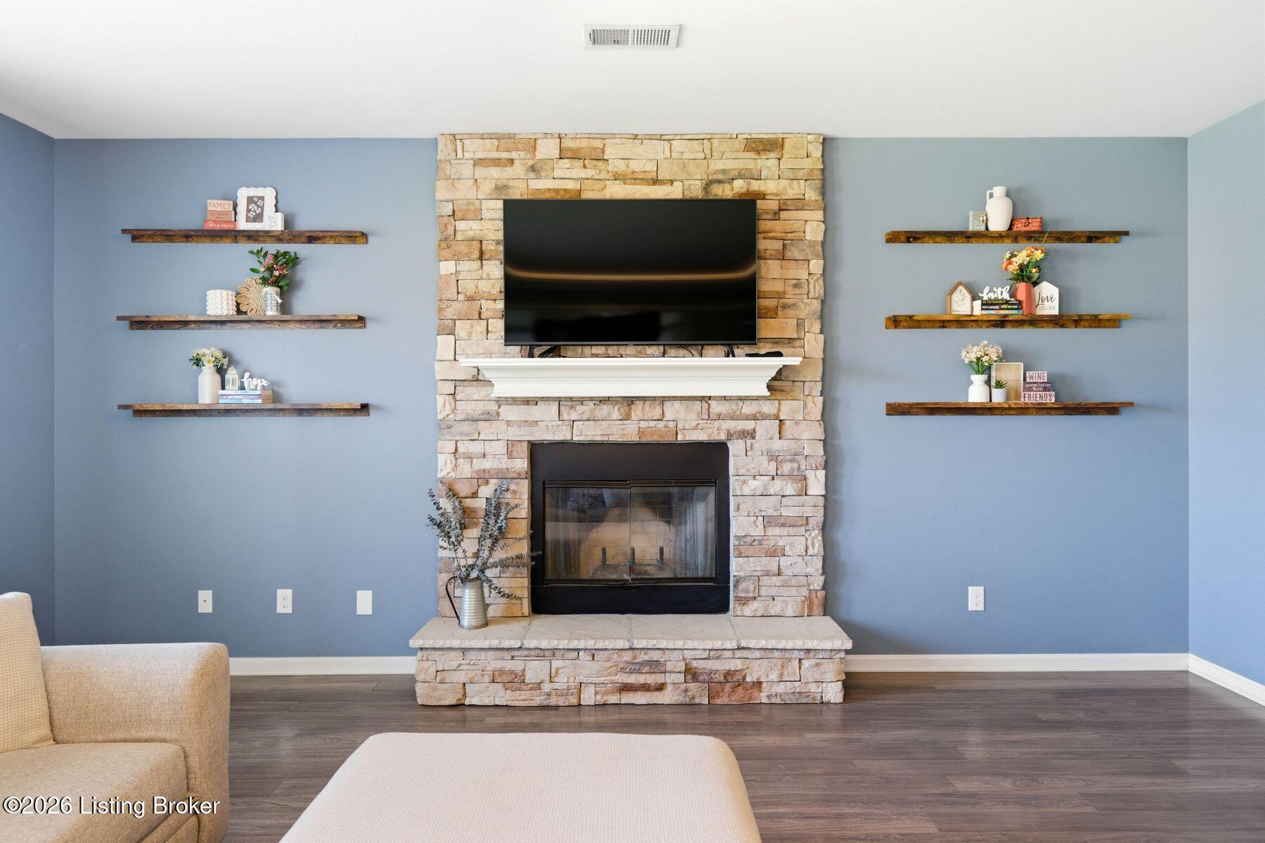 8908 Talon Ridge Dr