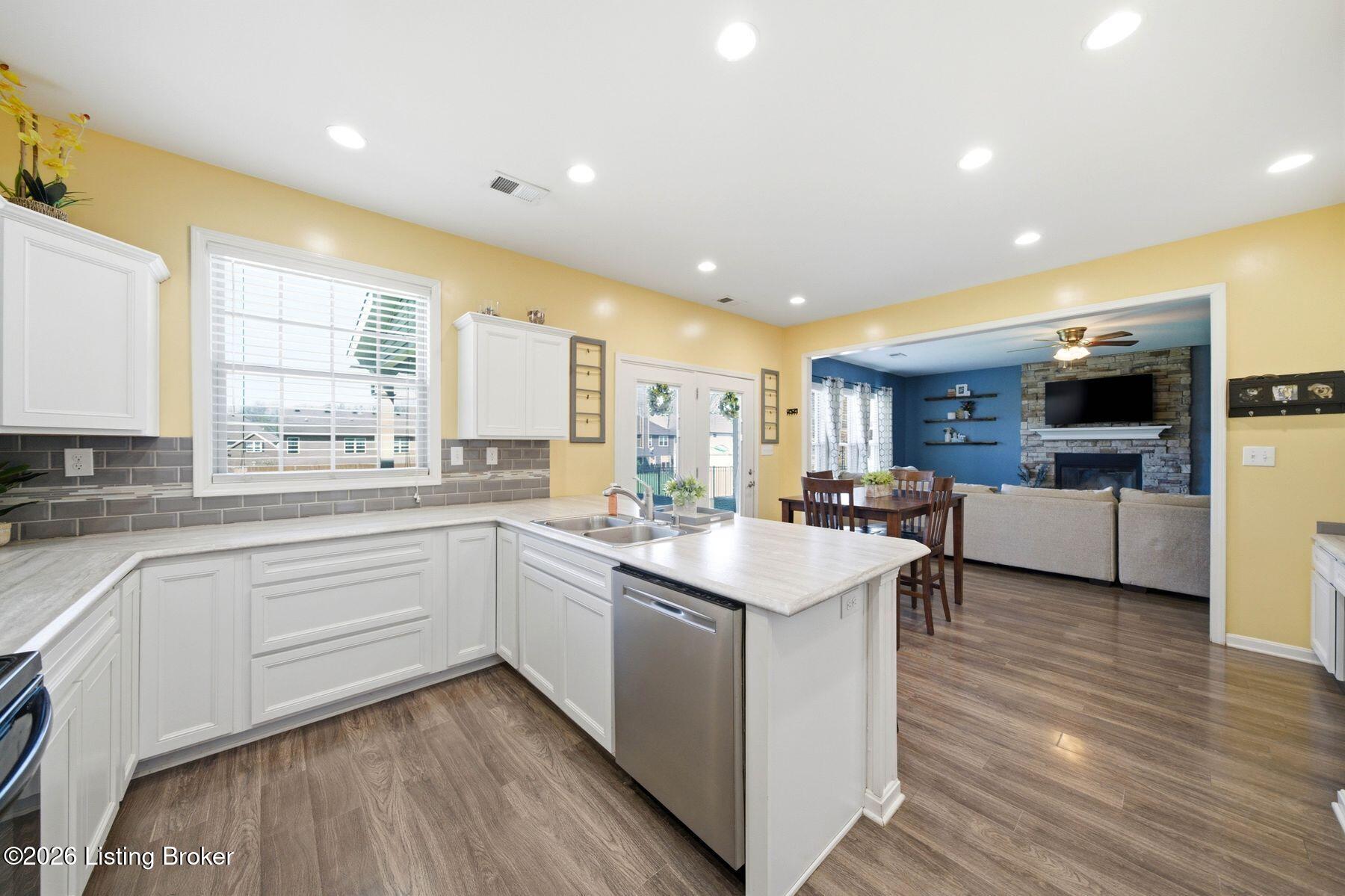 8908 Talon Ridge Dr