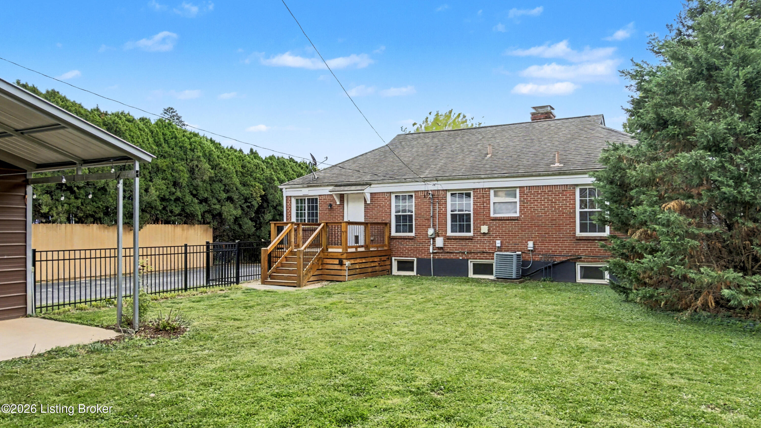 2525 Wendell Ave