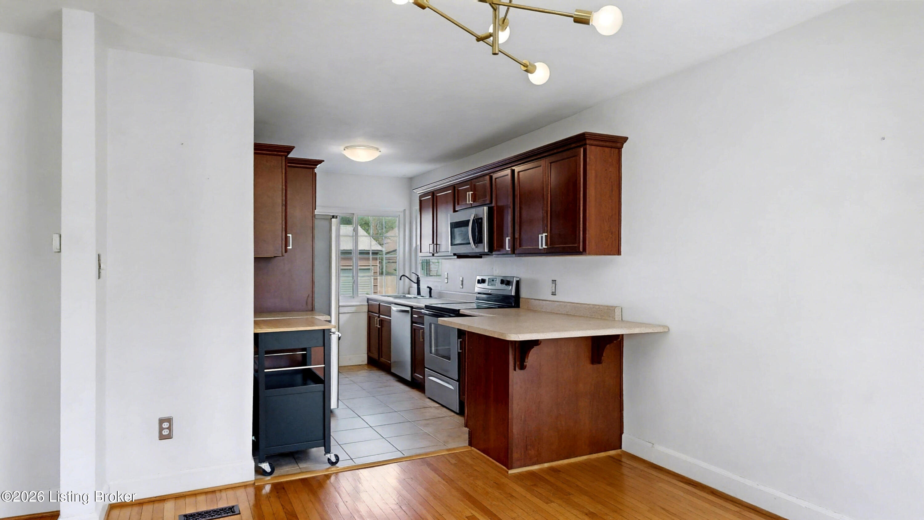 2525 Wendell Ave