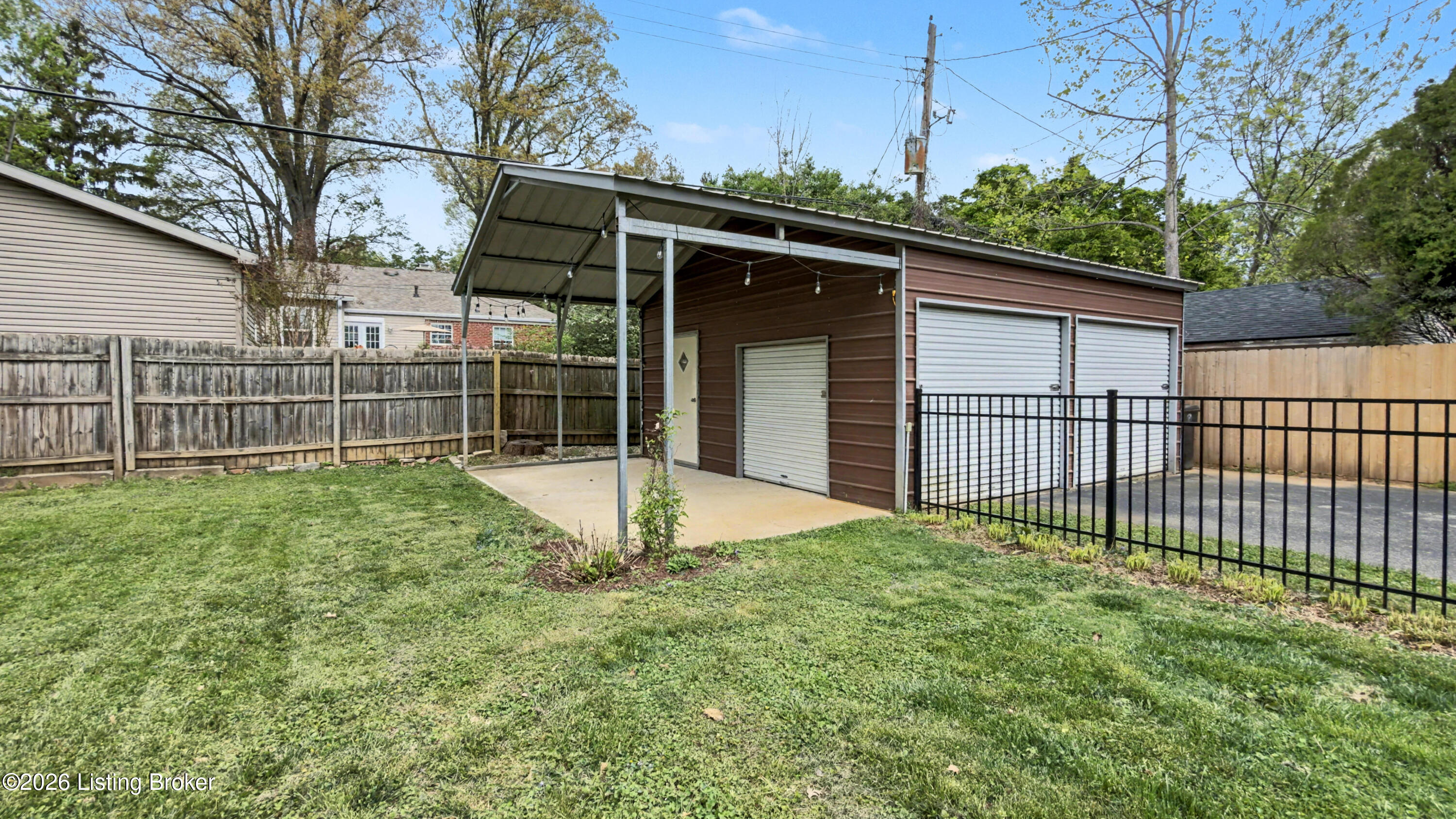 2525 Wendell Ave