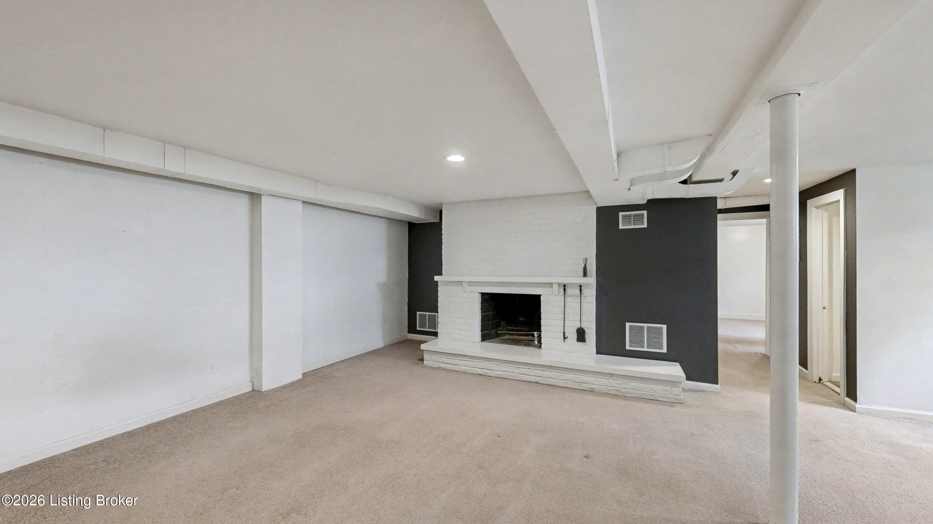 2525 Wendell Ave