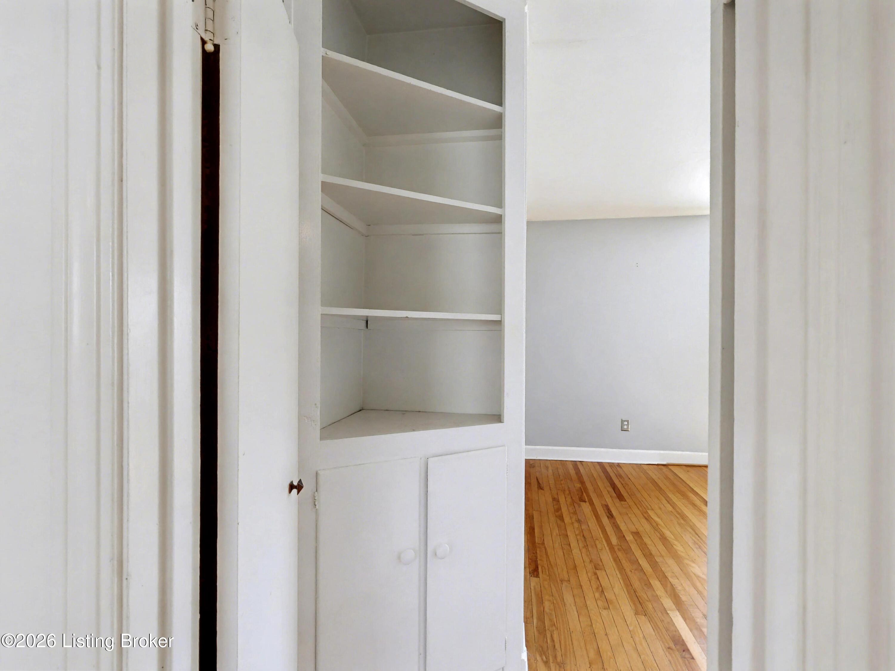 2525 Wendell Ave