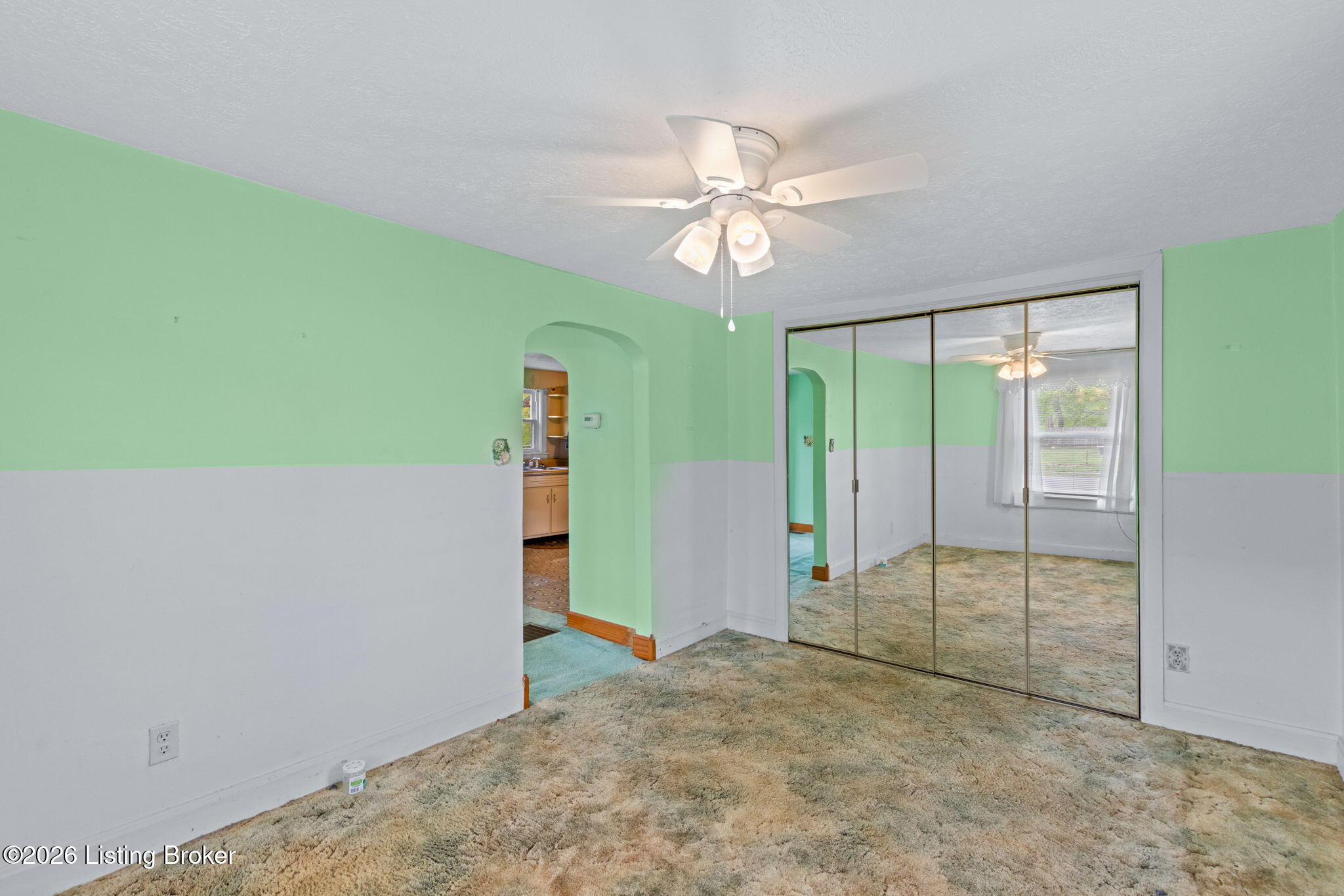 4116 Lees Ln