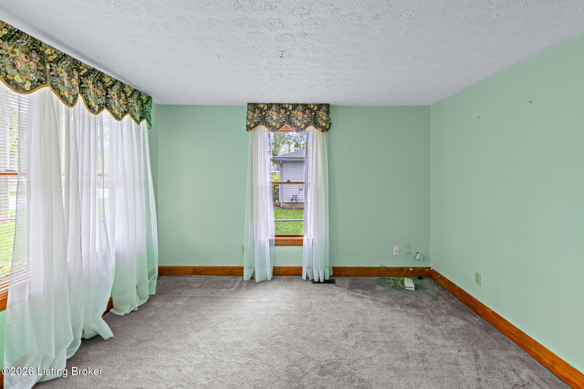 4116 Lees Ln