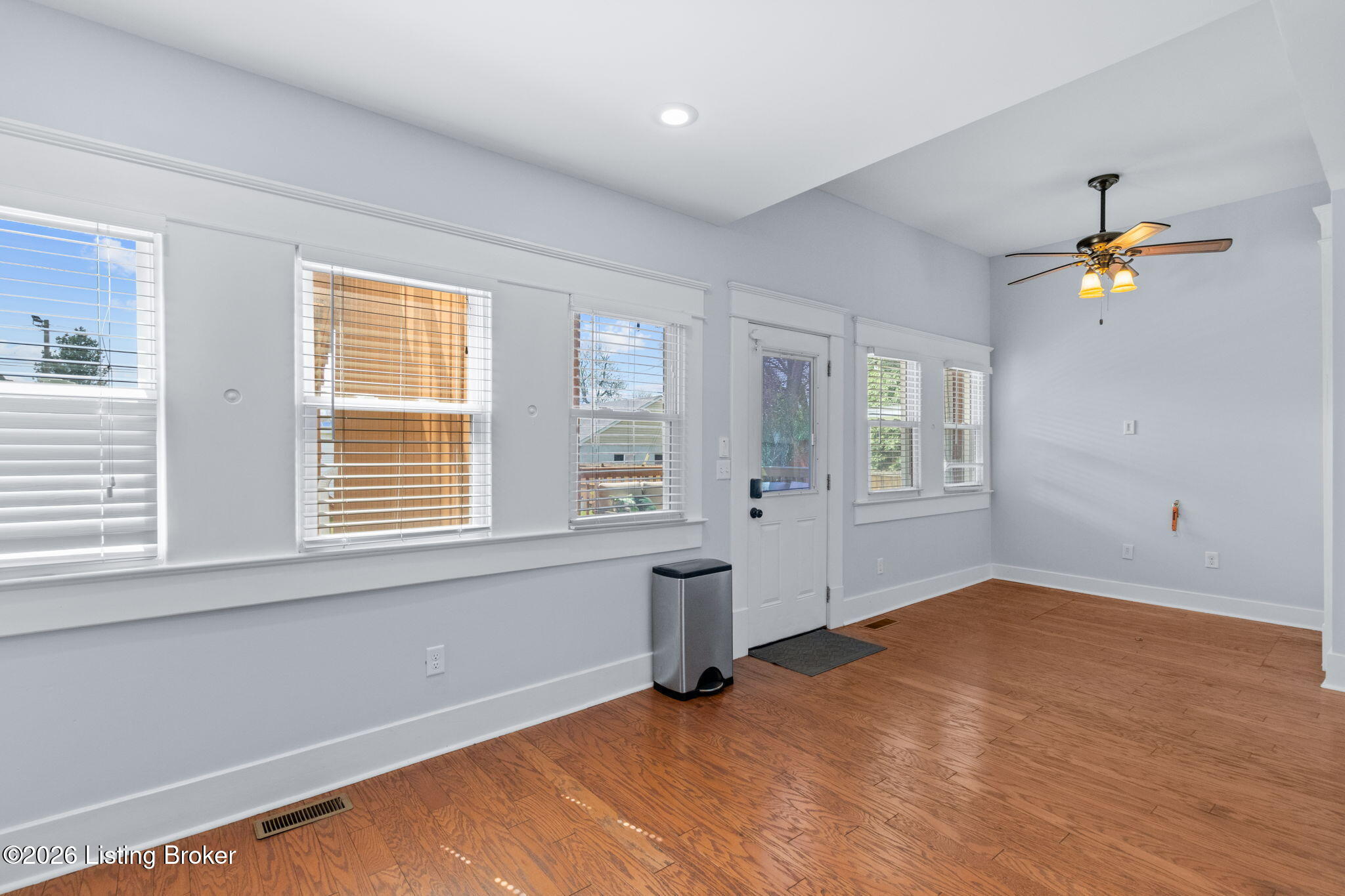 2126 New Main St
