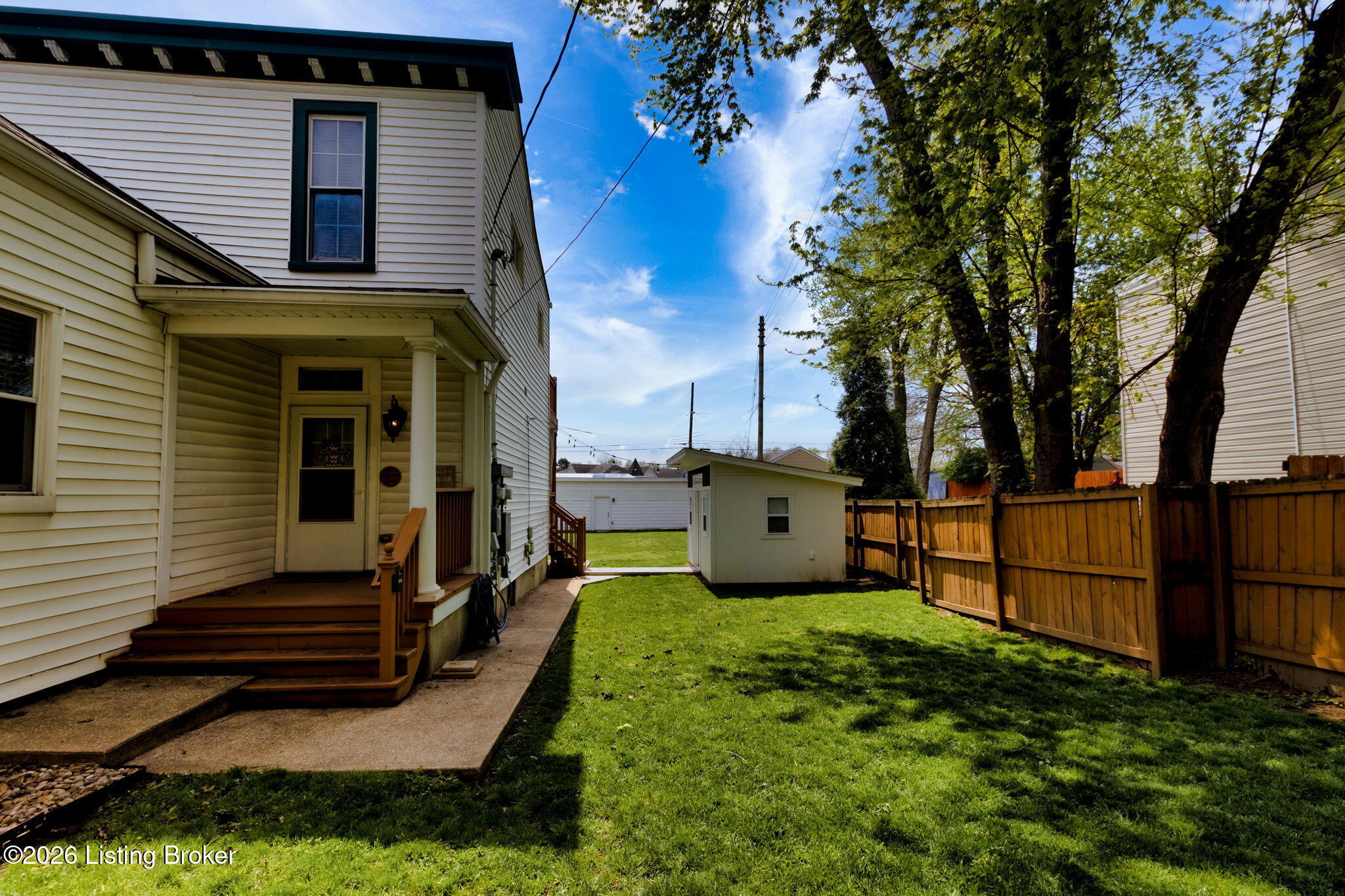 2126 New Main St