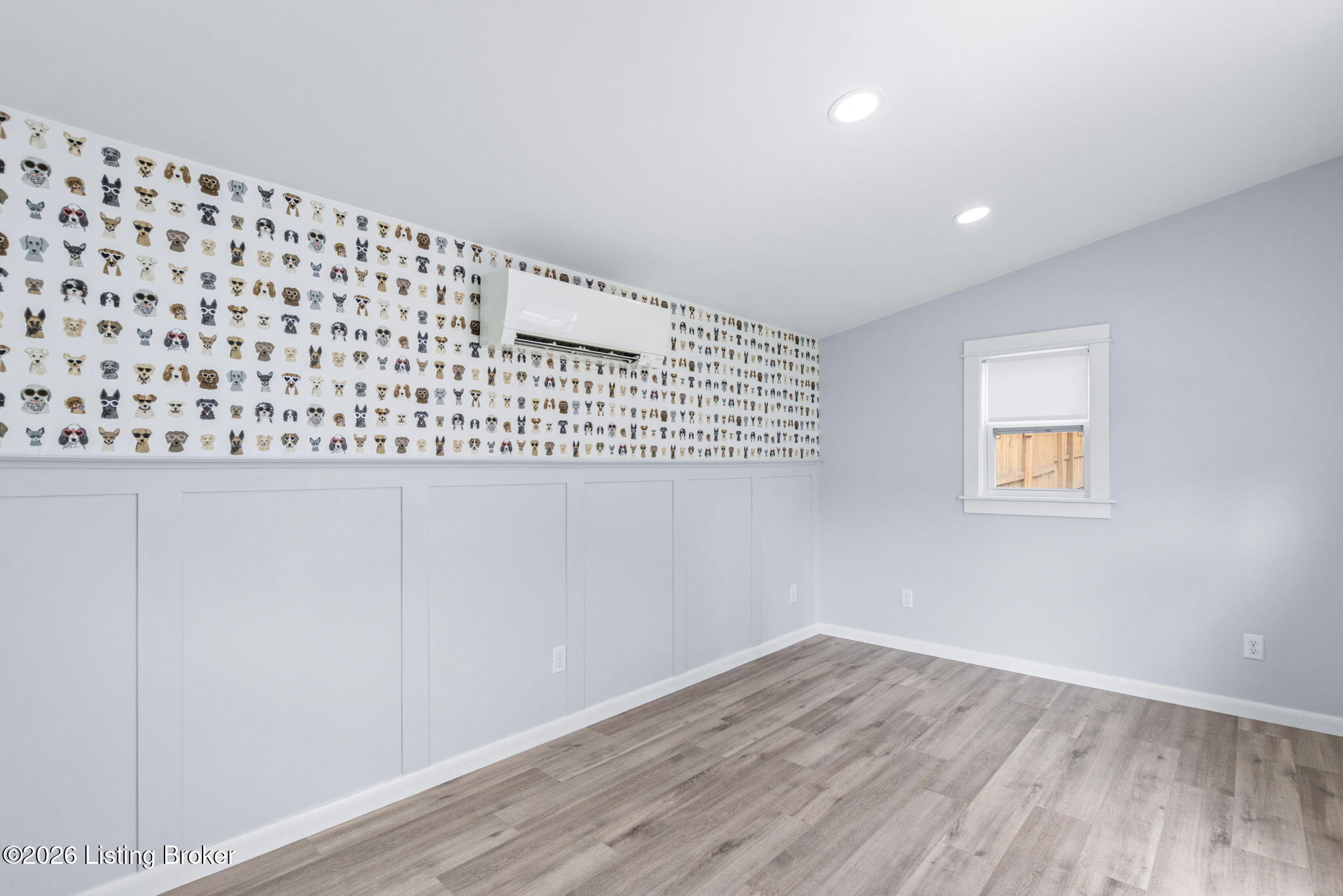 2126 New Main St