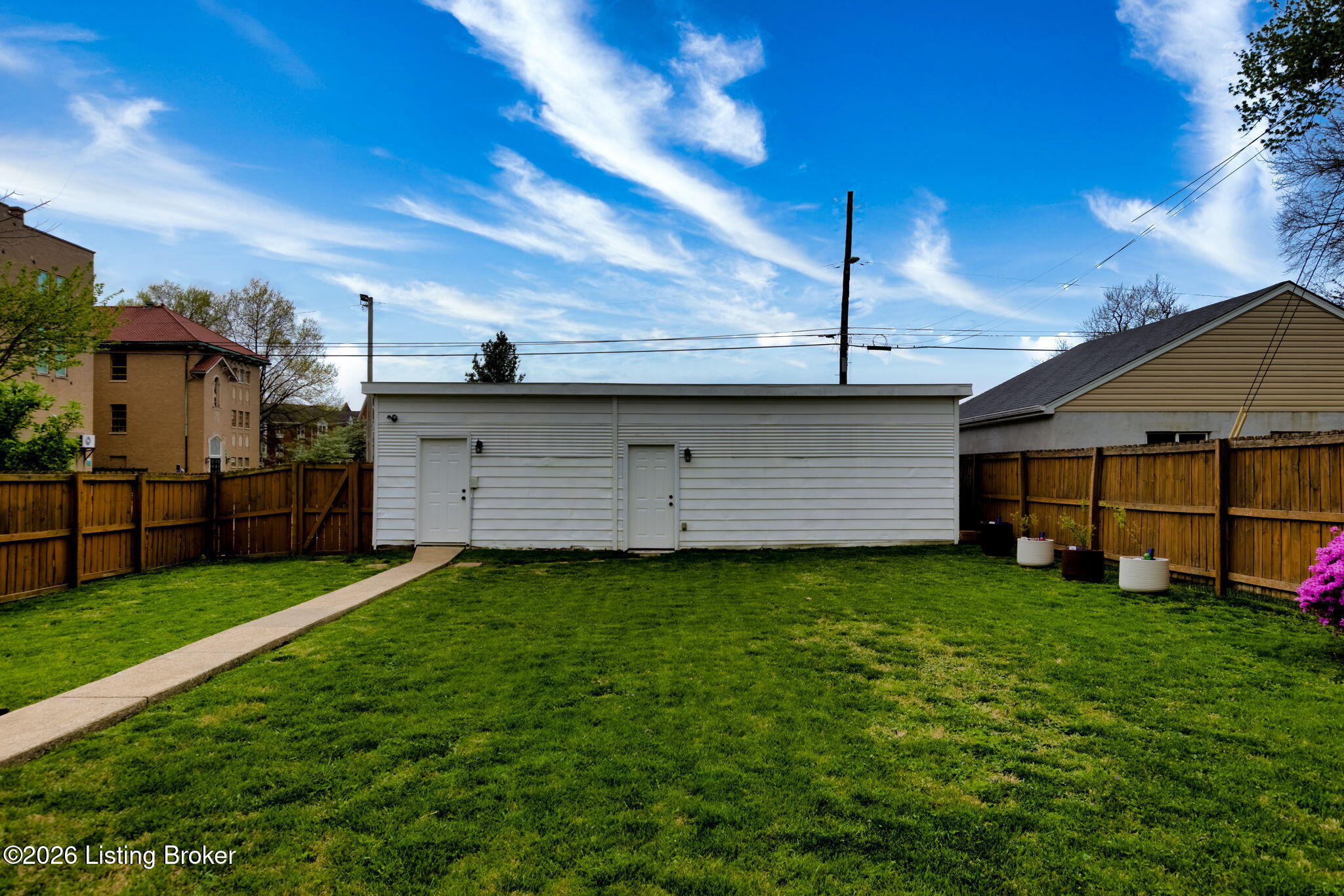 2126 New Main St