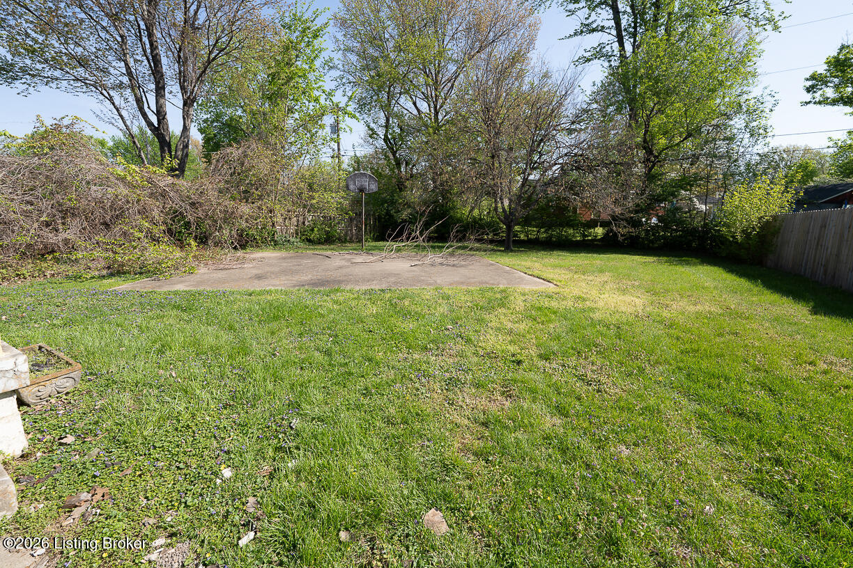 2509 Ashbrook Ave