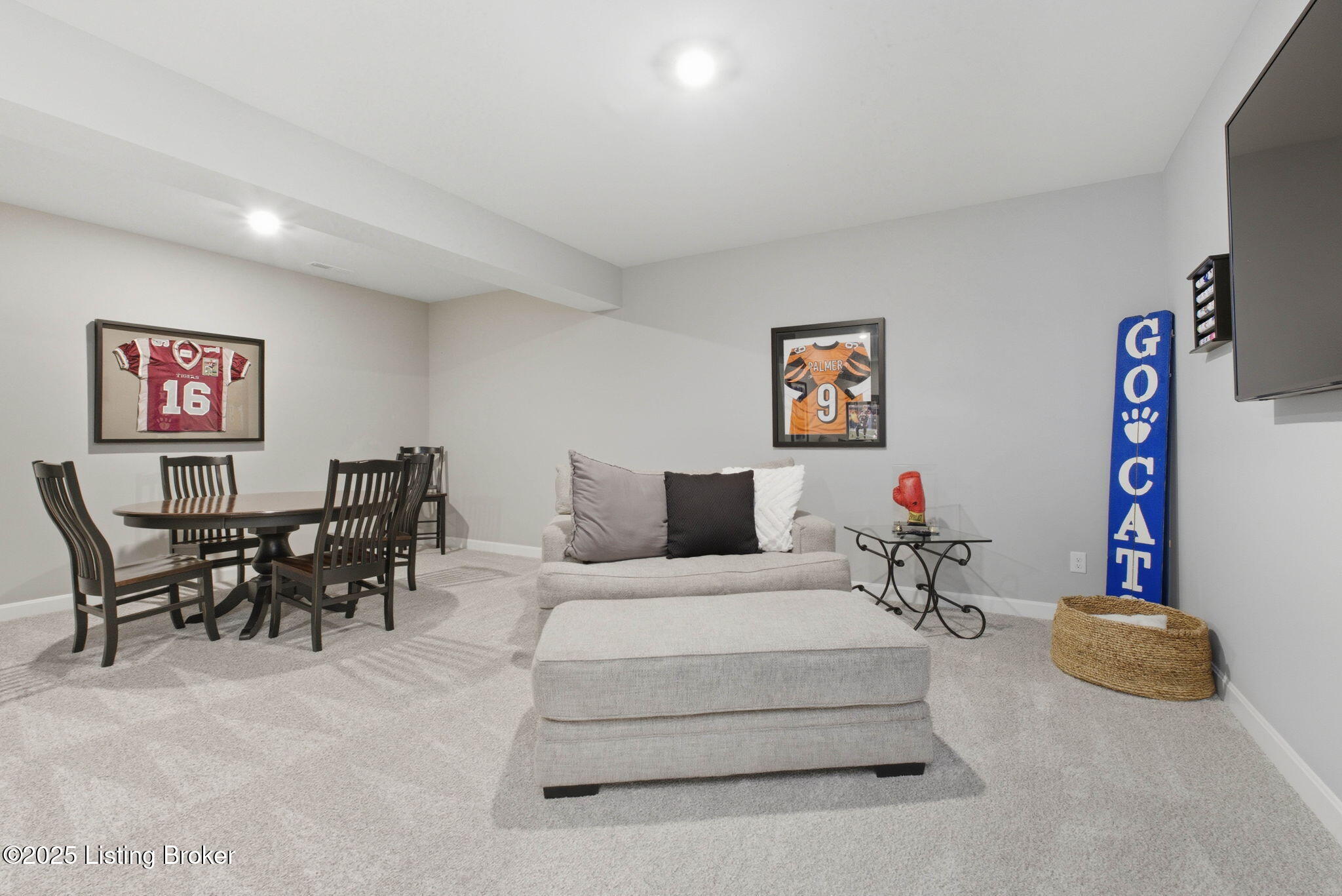 5525 Ruby Falls Dr