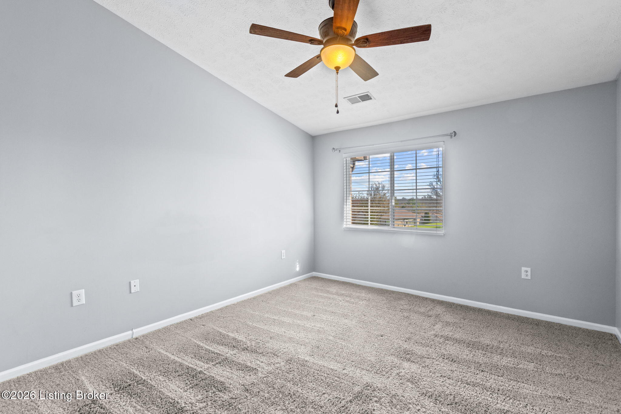 1303 Swan Pointe Blvd 202