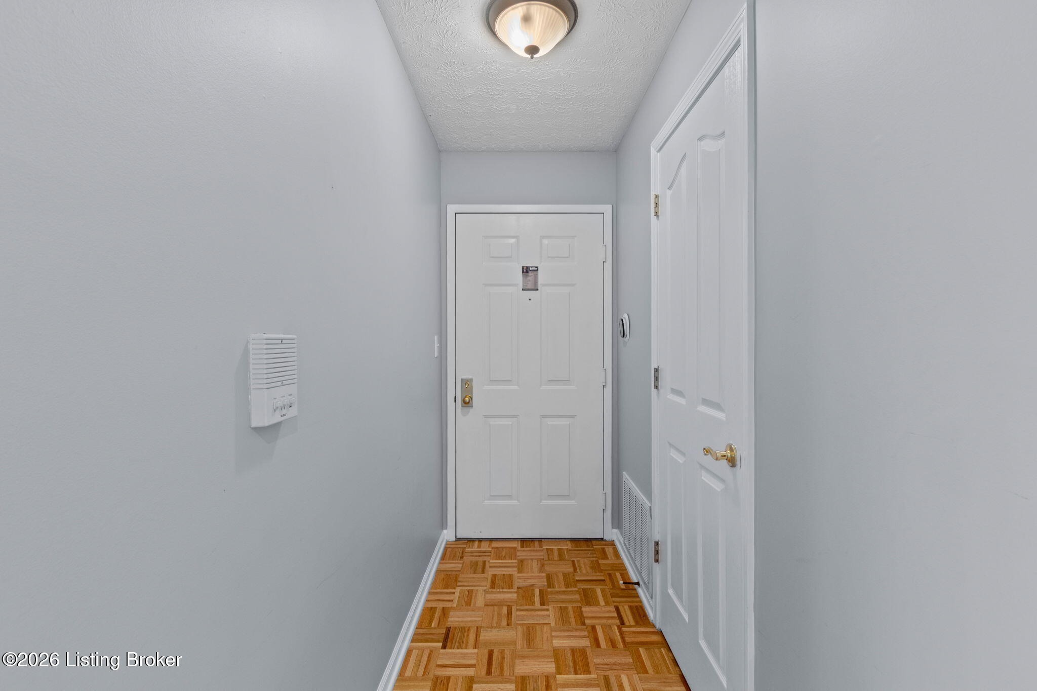 1303 Swan Pointe Blvd 202