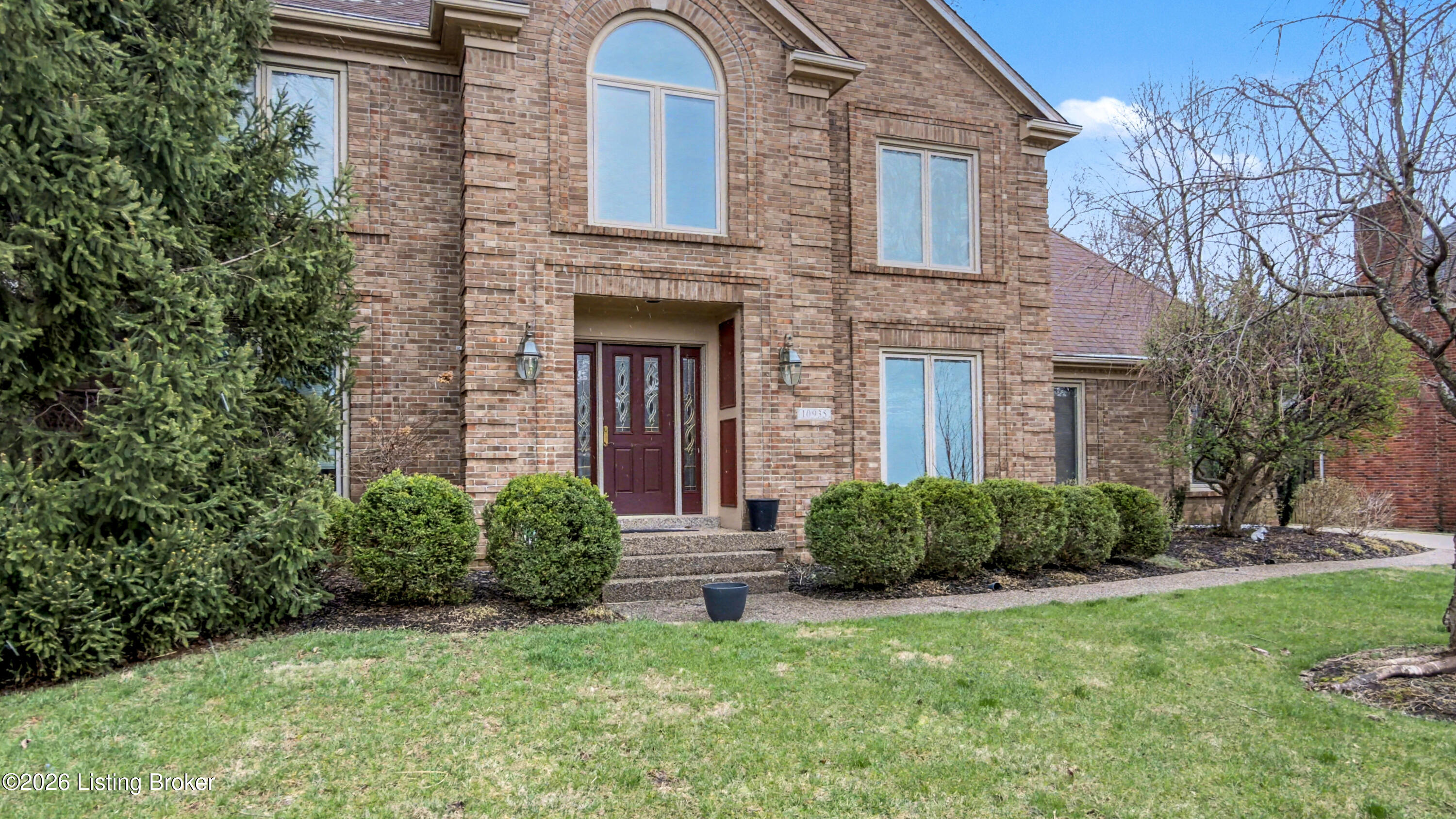10935 Old Harrods Woods Cir