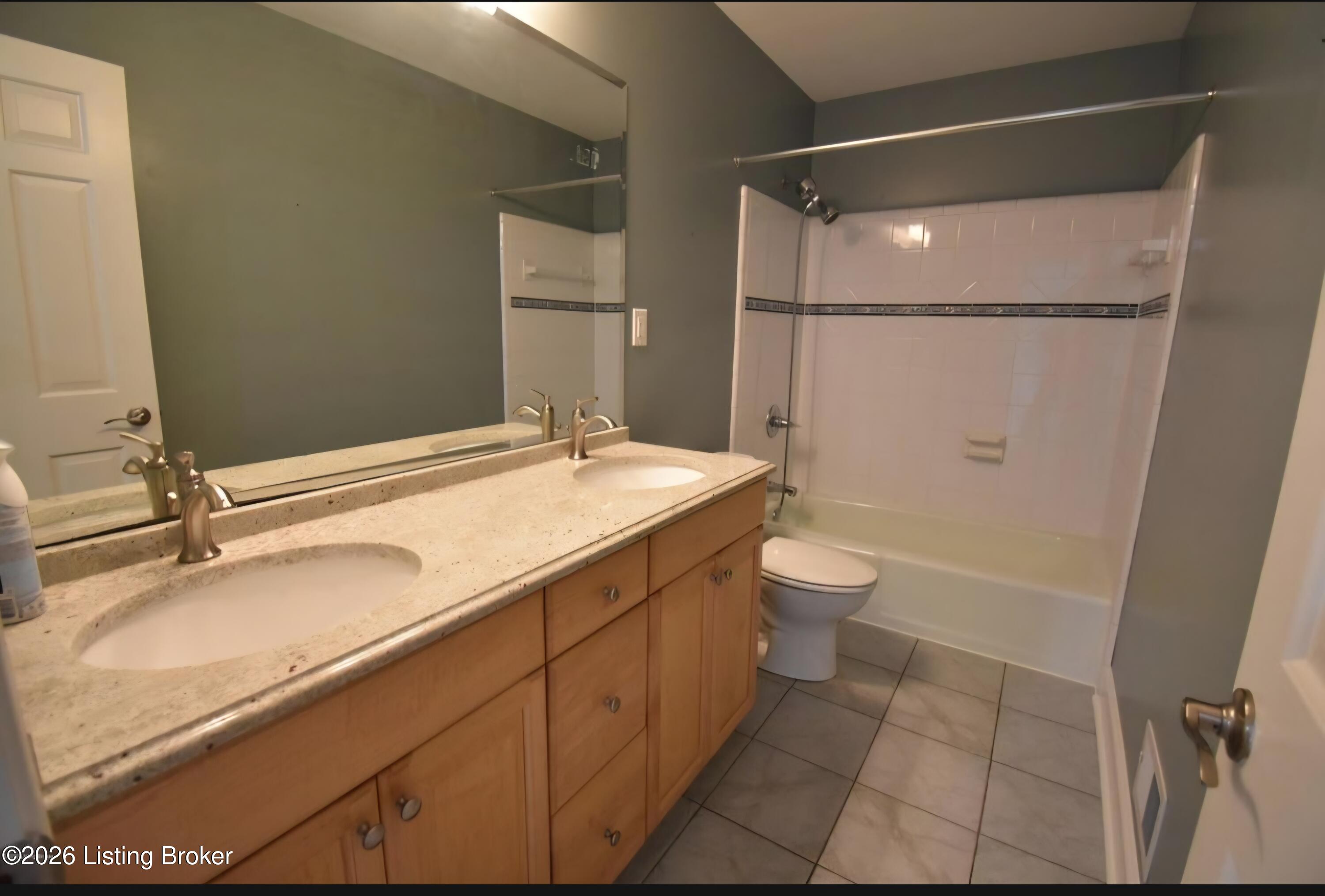 308 Hawick Pl