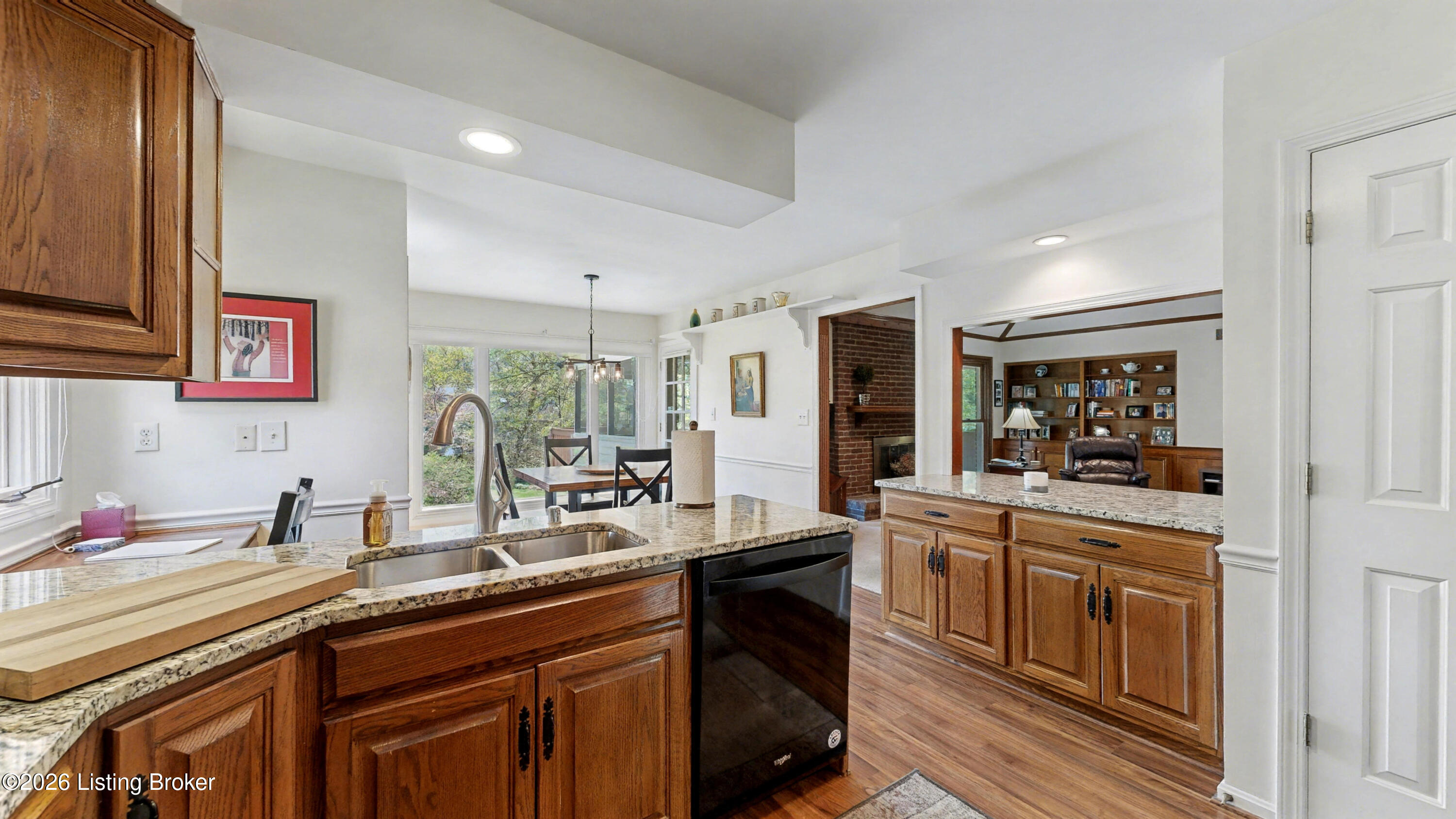801 Gleneagle Ct