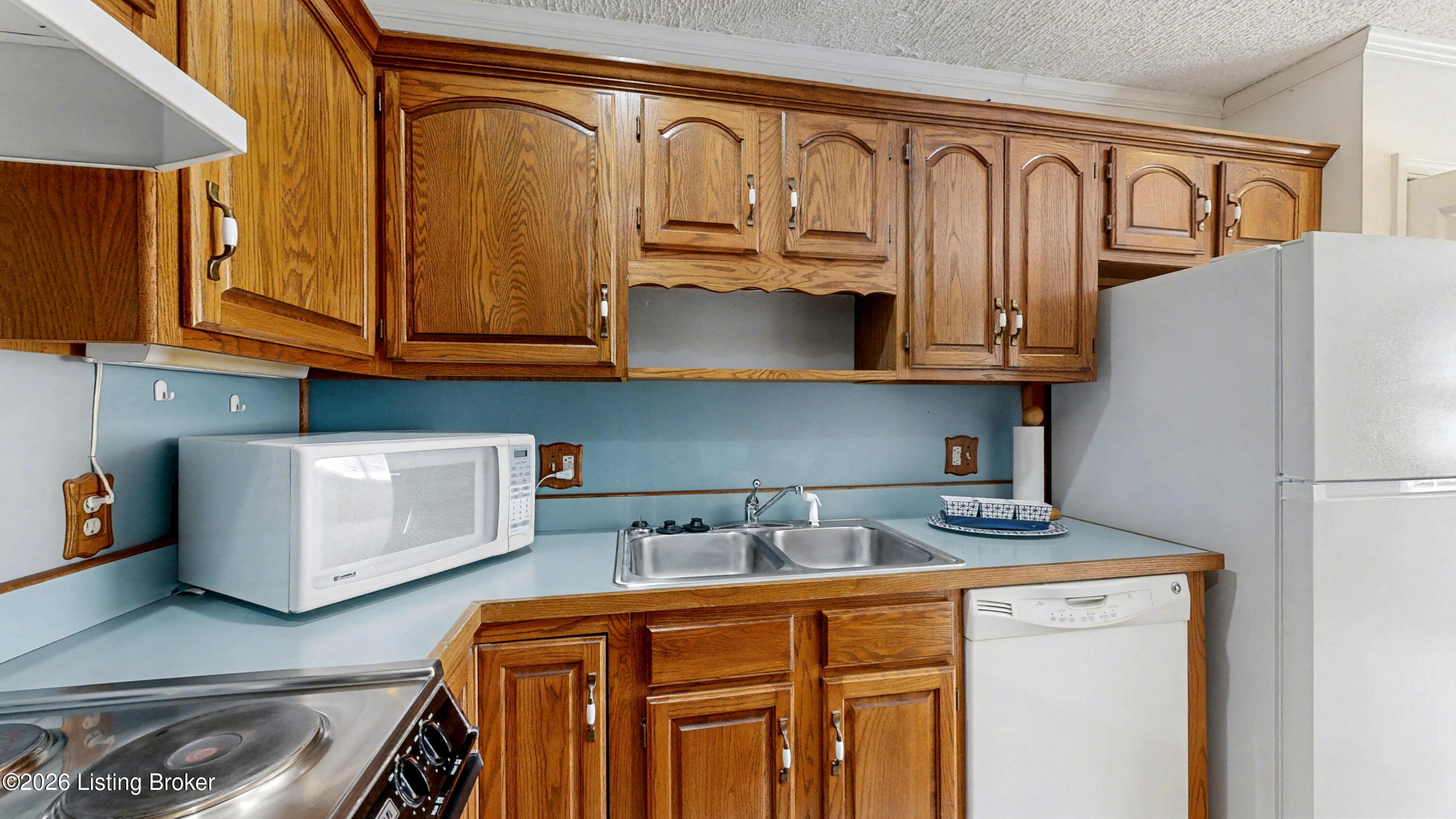 801 Gleneagle Ct