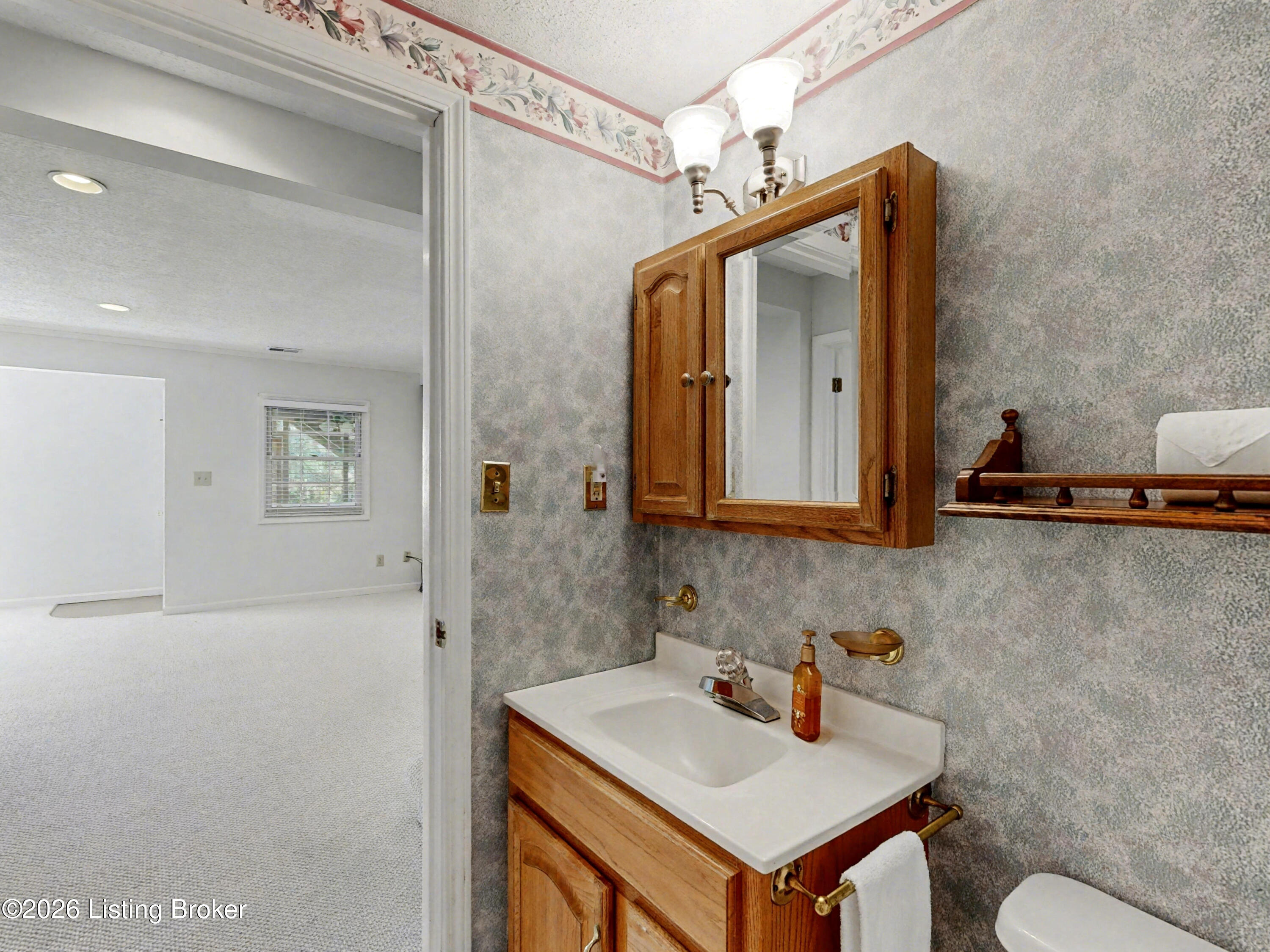 801 Gleneagle Ct