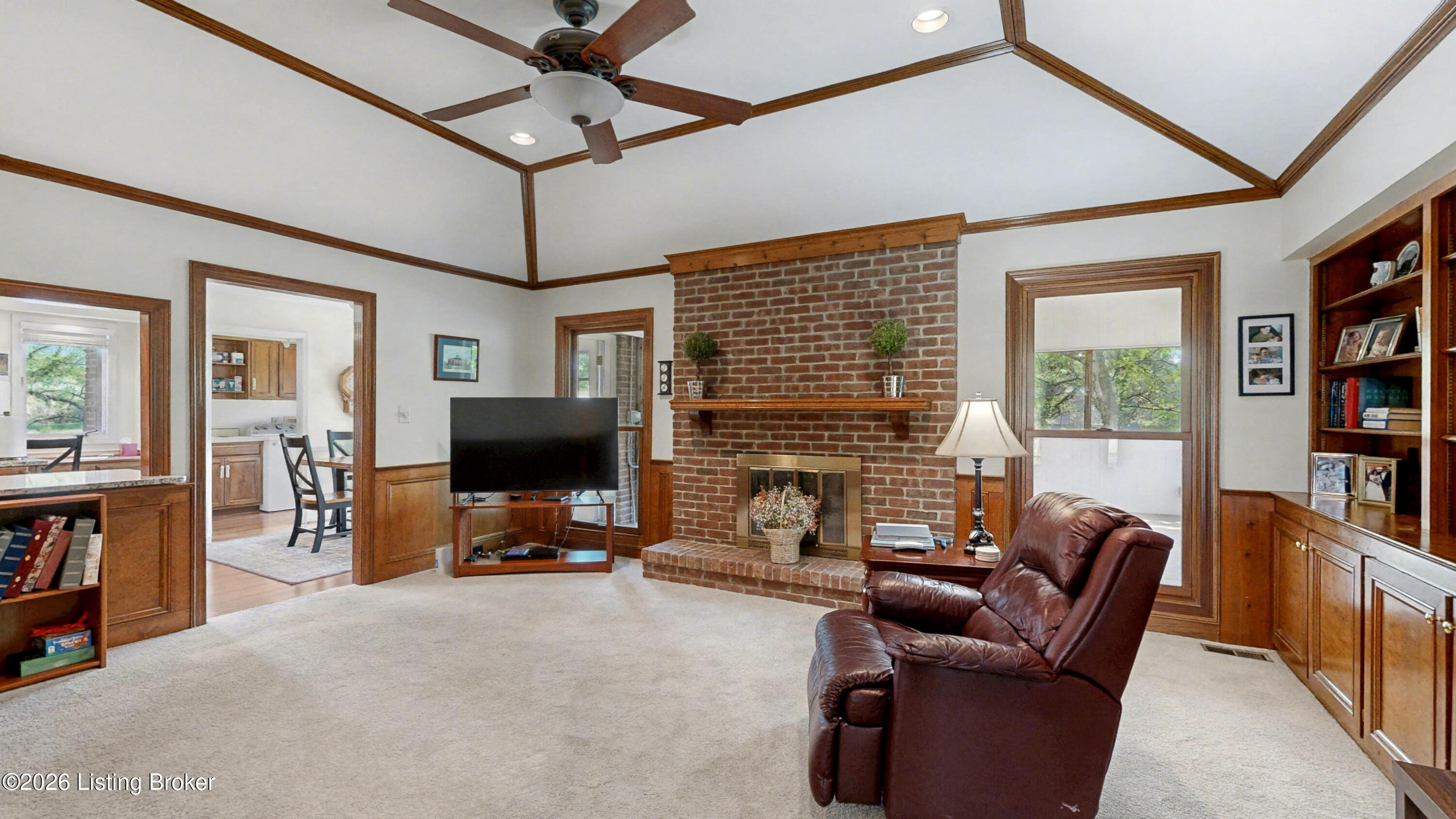 801 Gleneagle Ct