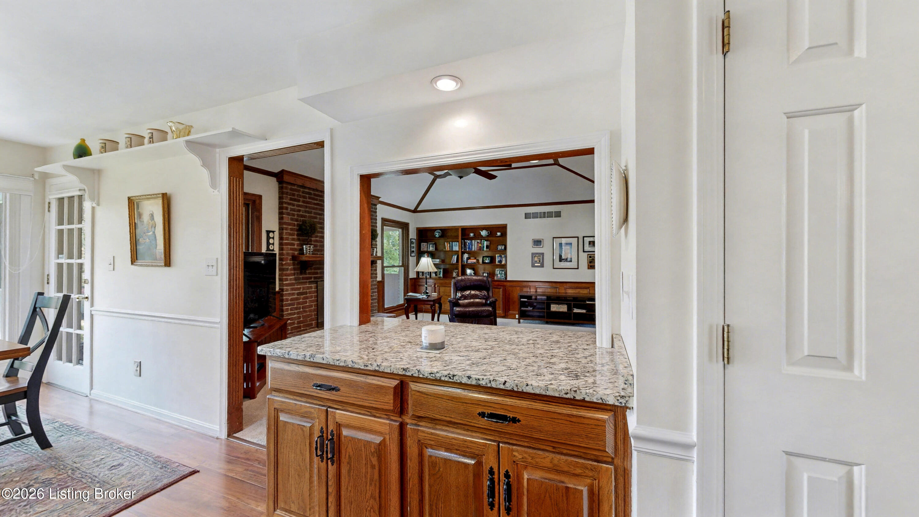 801 Gleneagle Ct