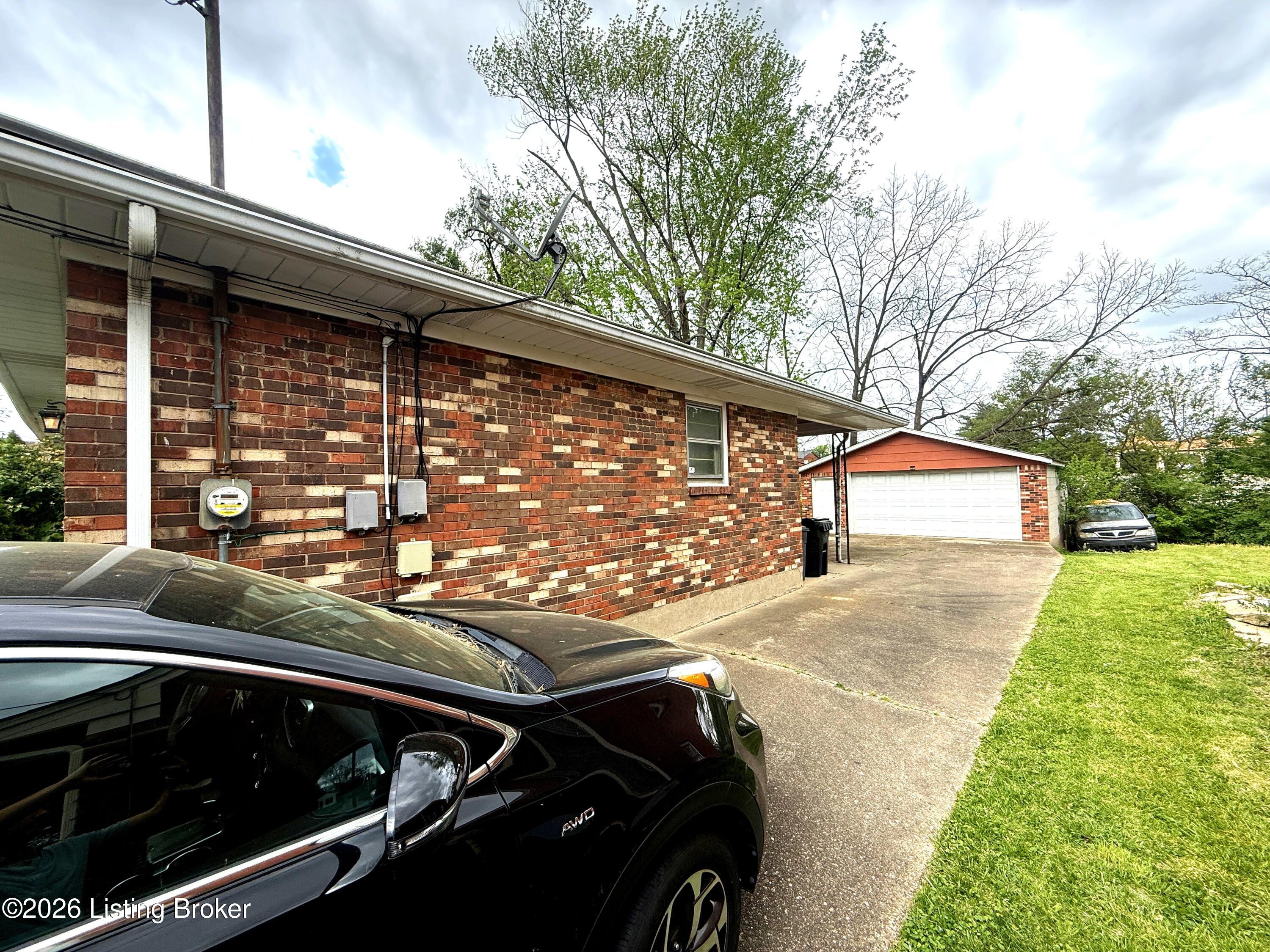 3017 Mid Dale Ln