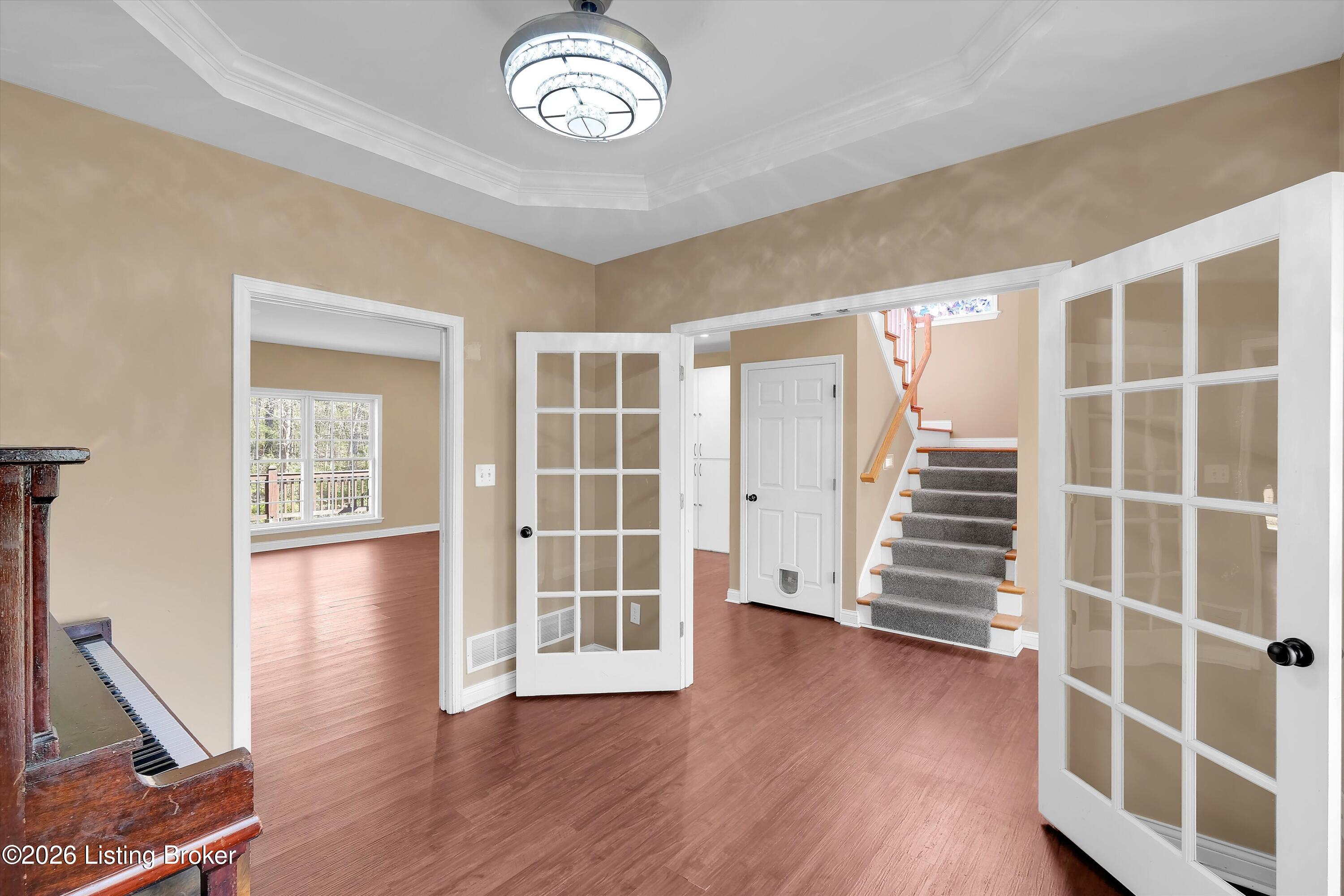 10611 Dry Creek Way