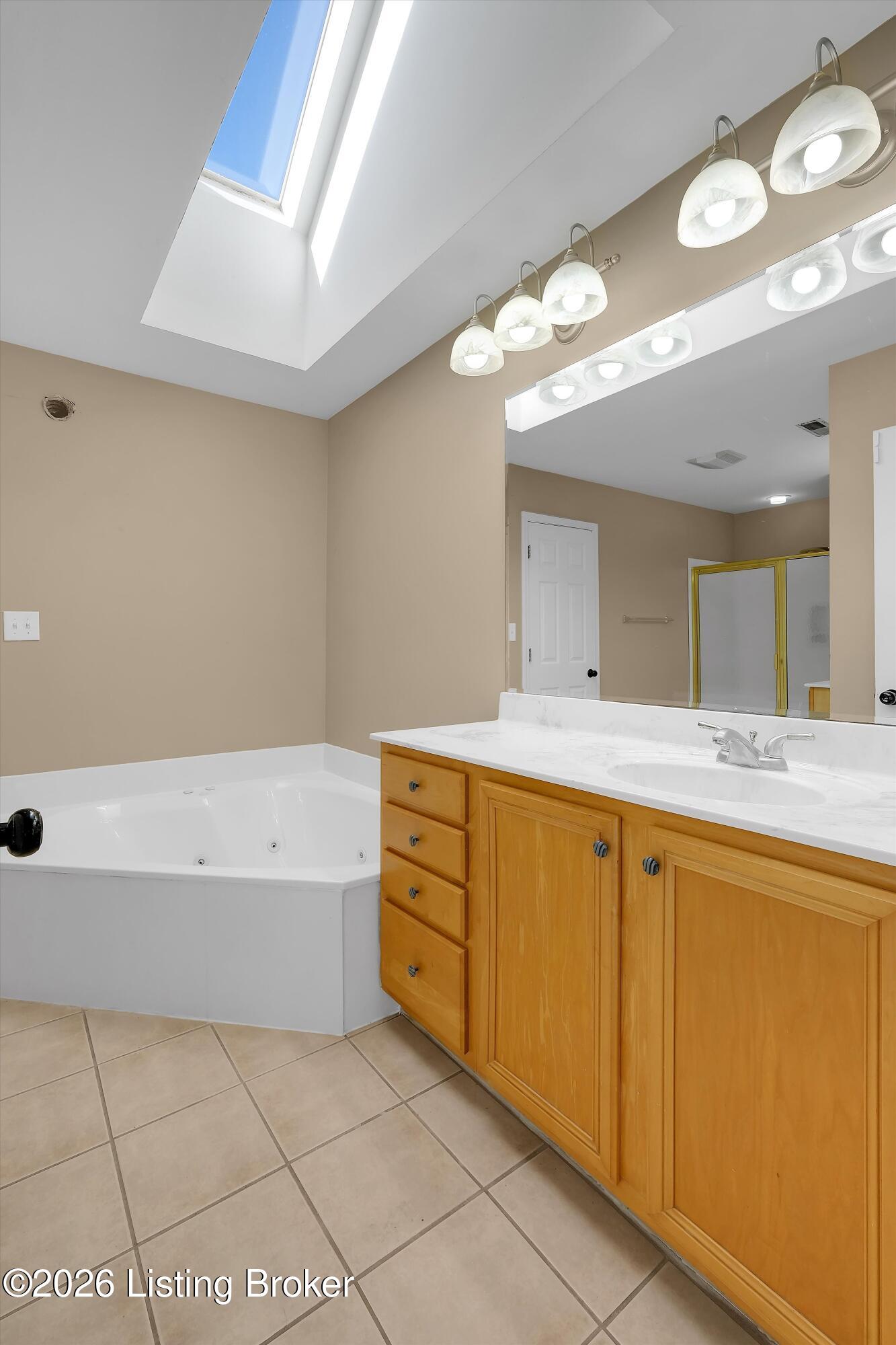 10611 Dry Creek Way