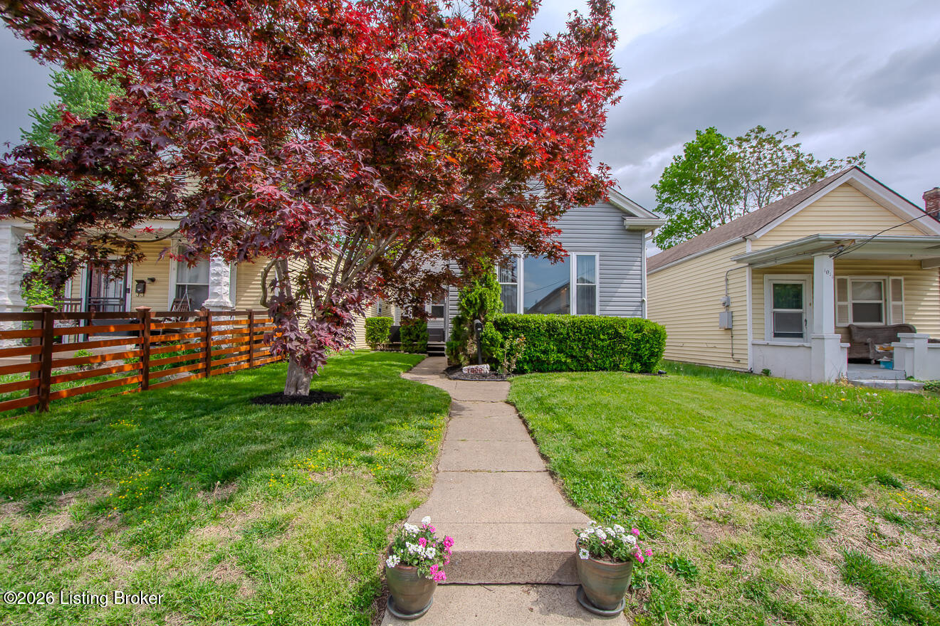 1009 Charles St