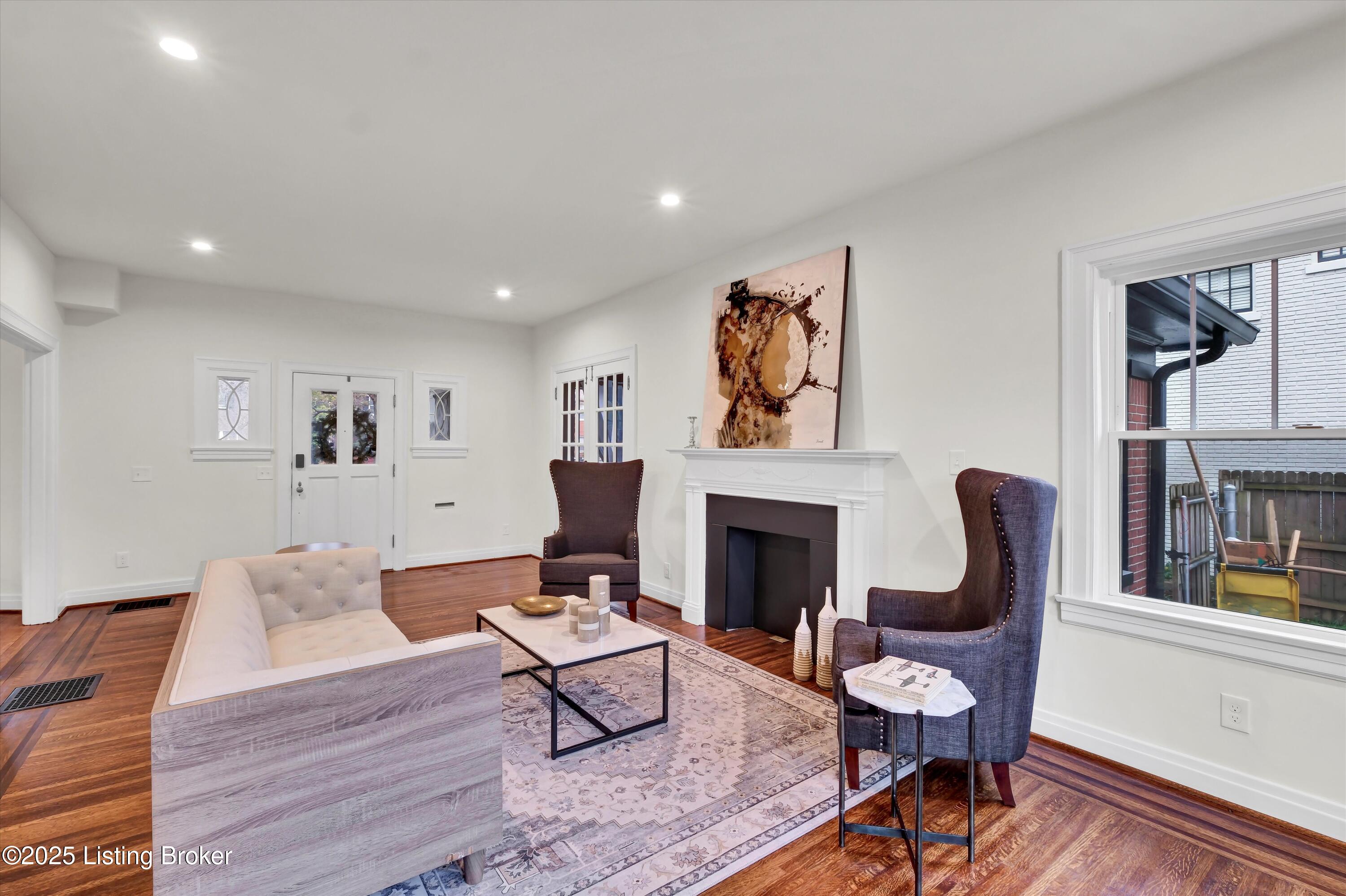 2436 Broadmeade Rd