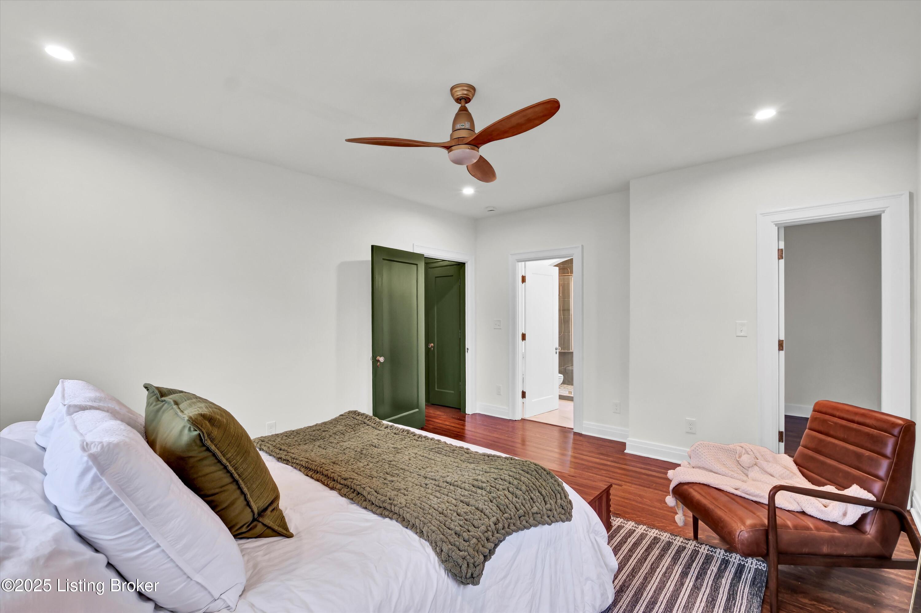 2436 Broadmeade Rd