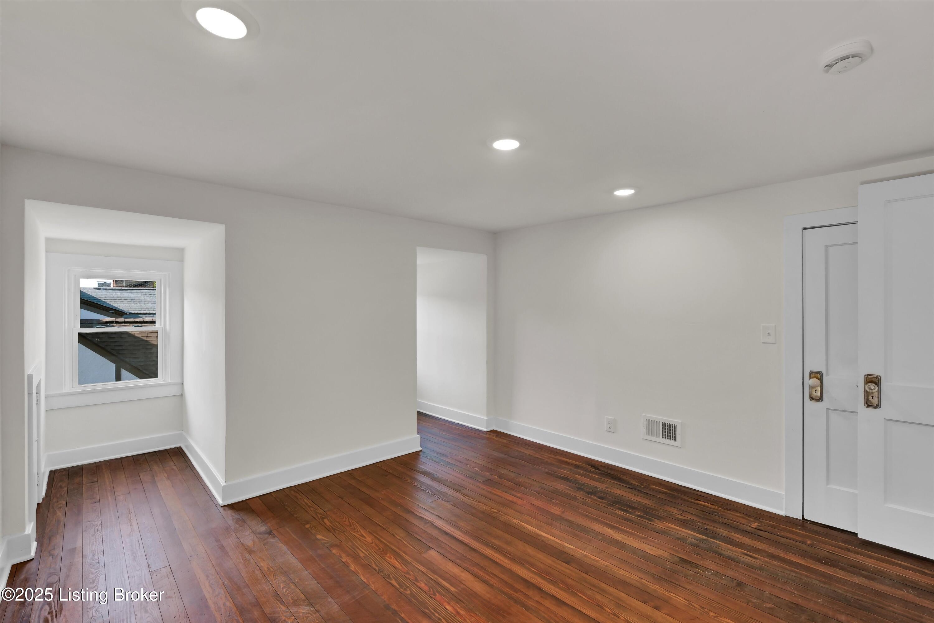 2436 Broadmeade Rd