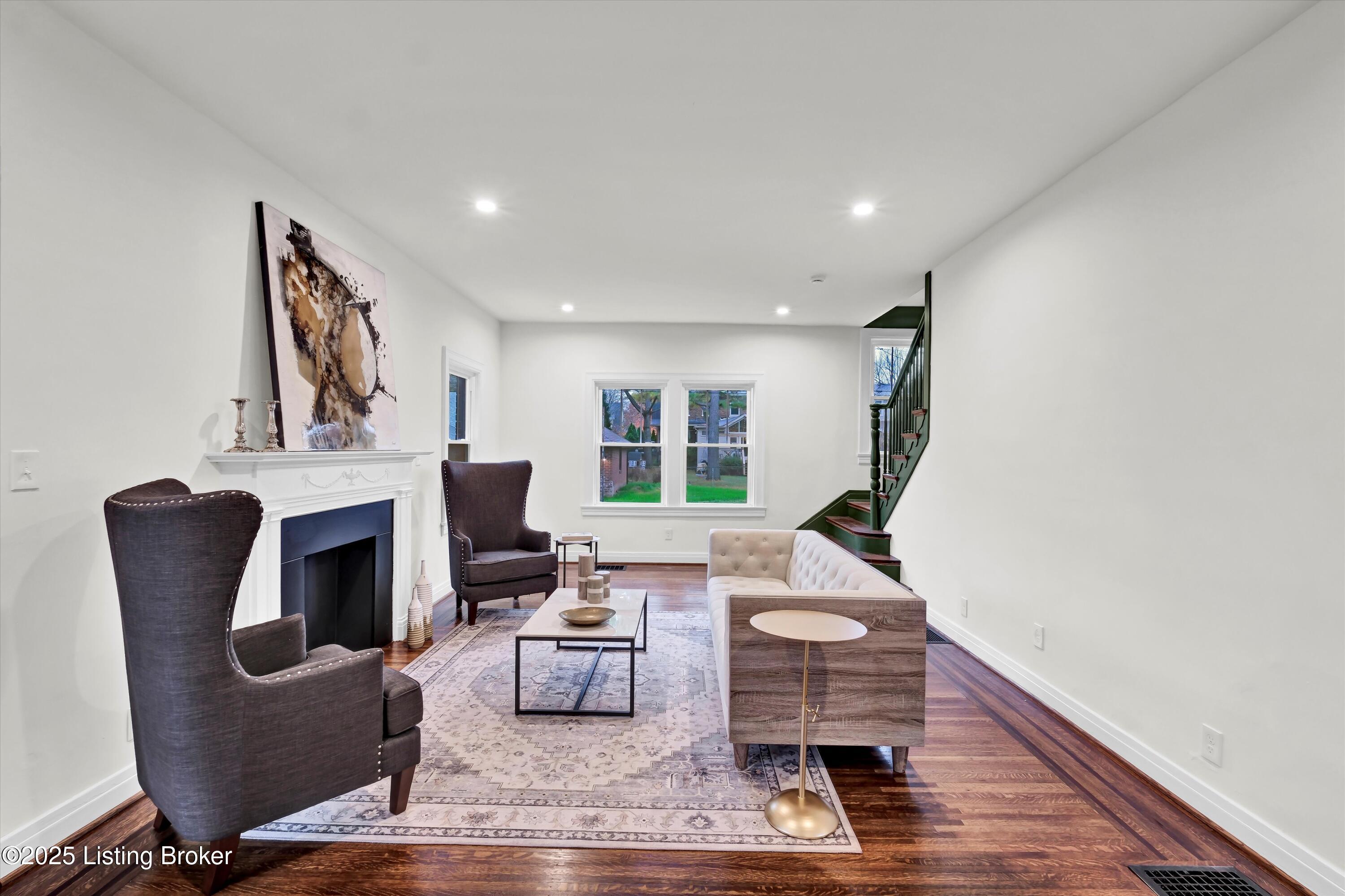 2436 Broadmeade Rd