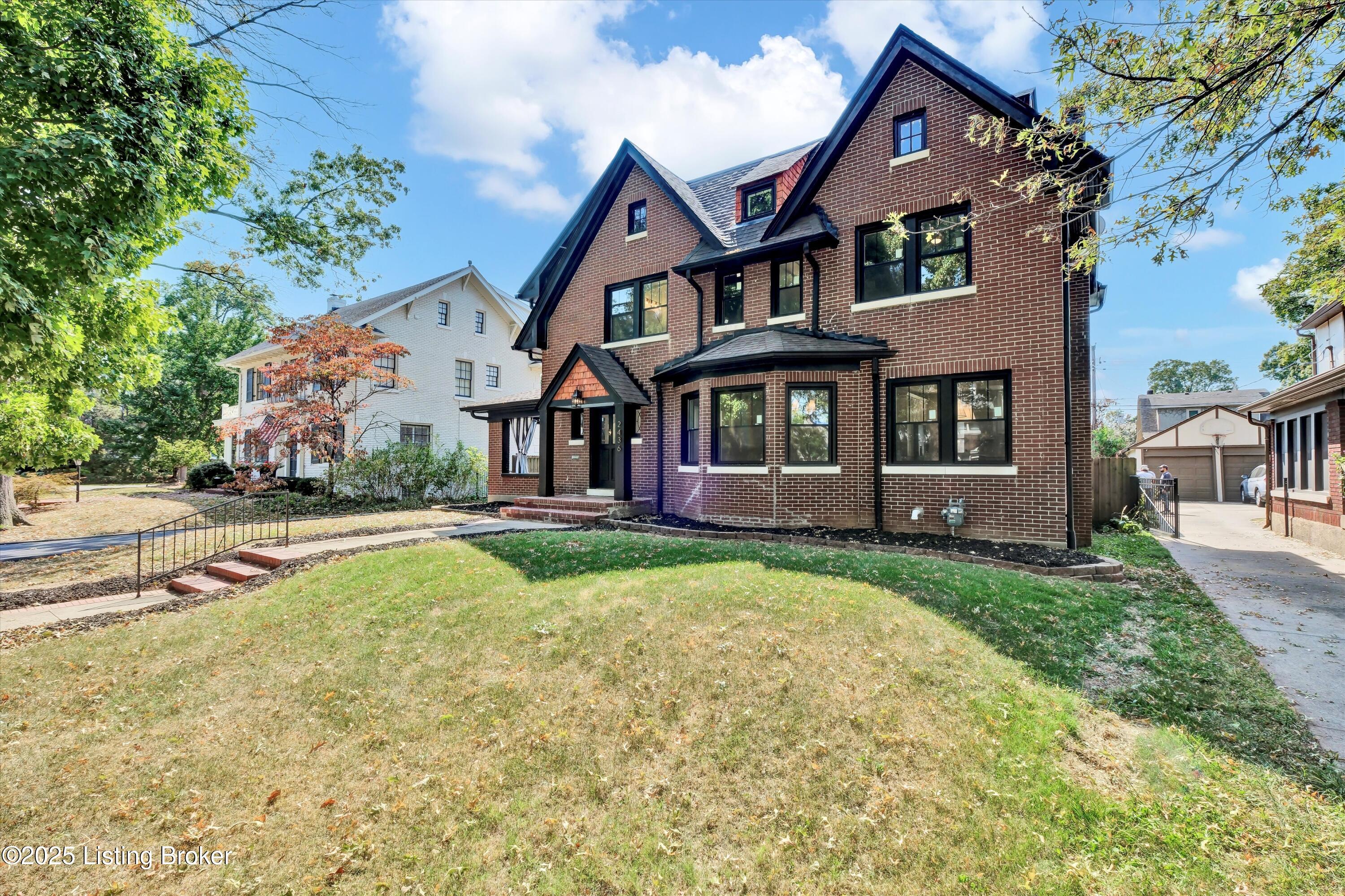 2436 Broadmeade Rd