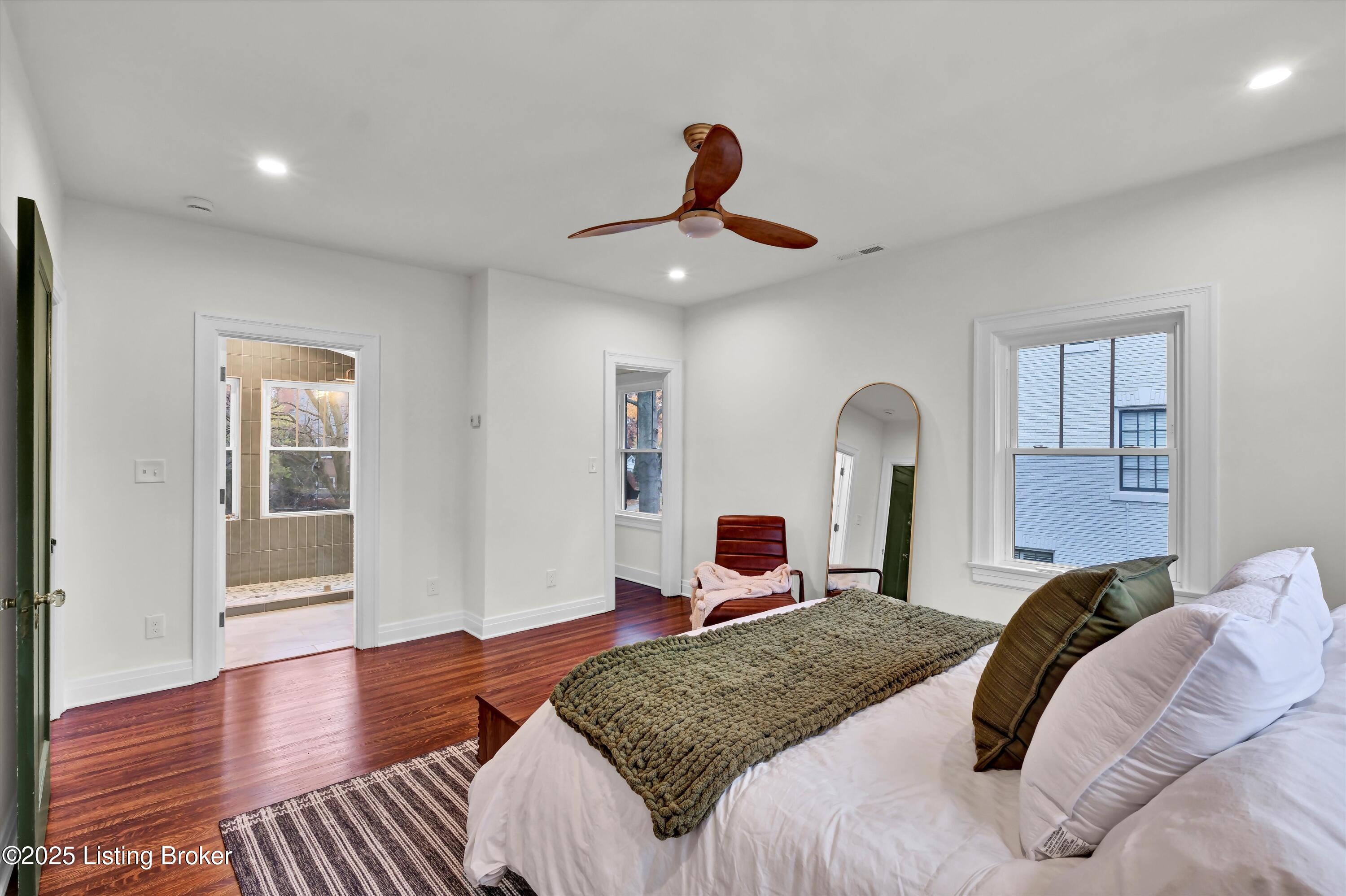 2436 Broadmeade Rd